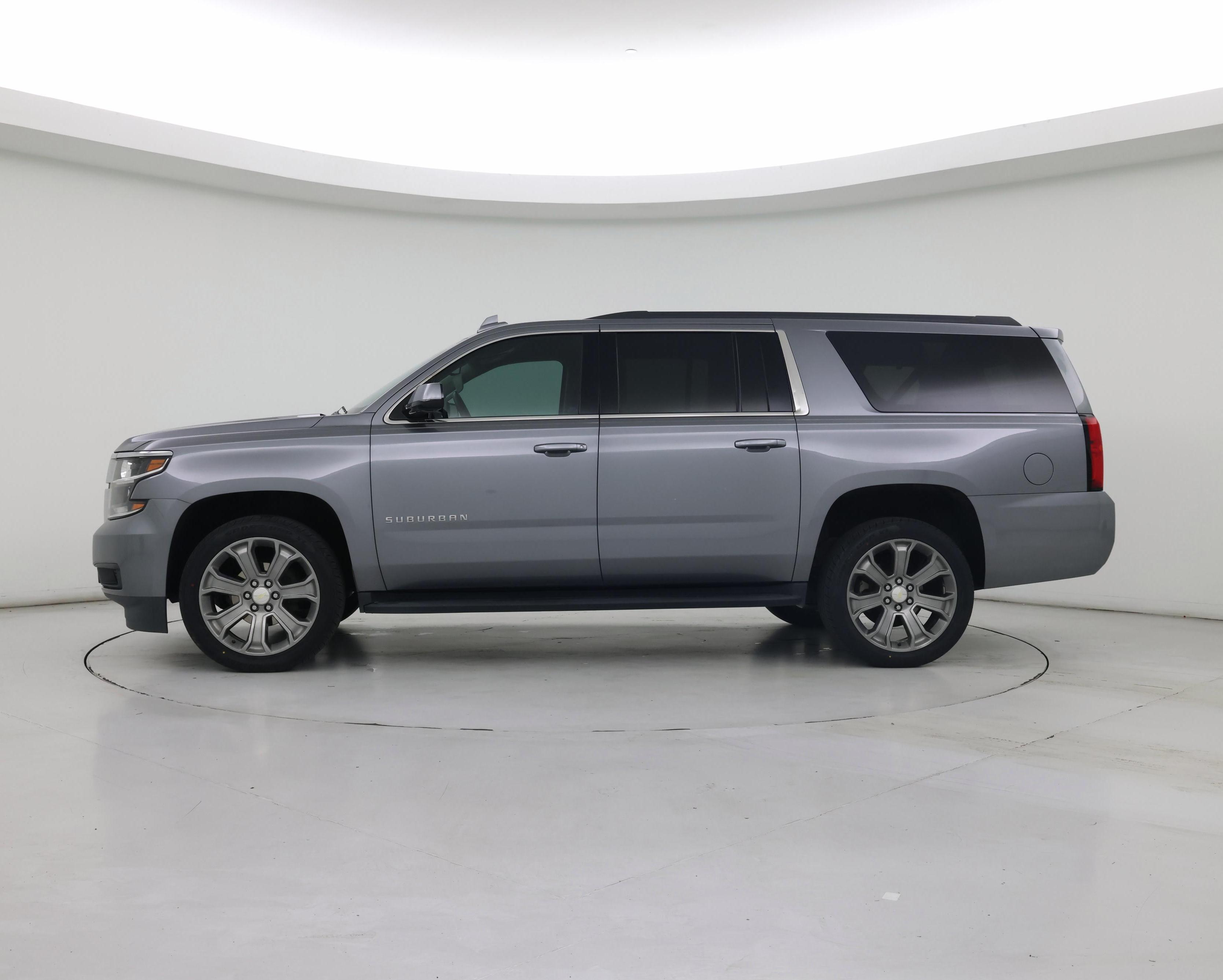 Thumbnail: 2020 Chevrolet Suburban - 3
