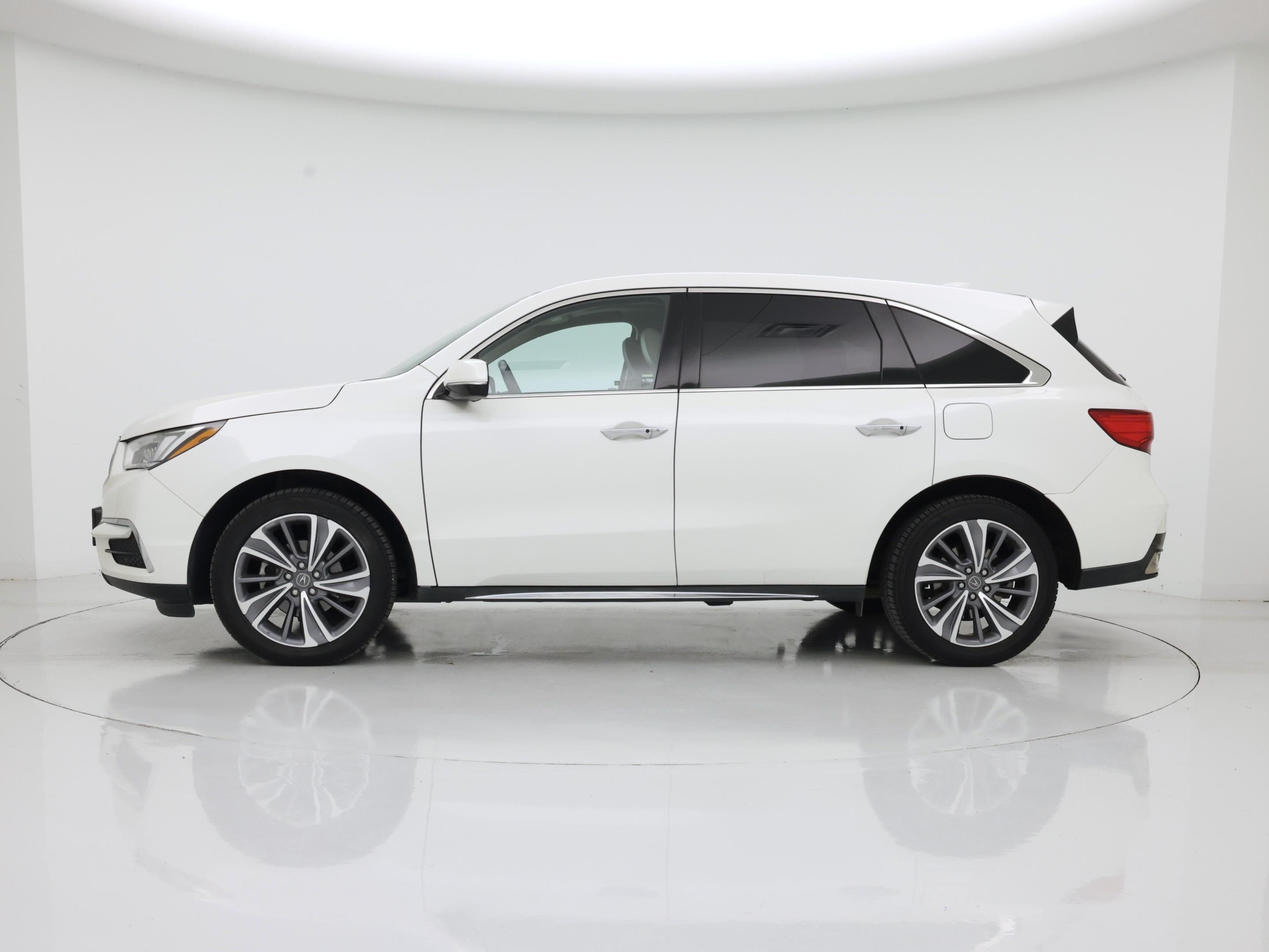 Thumbnail: 2017 Acura MDX - 3