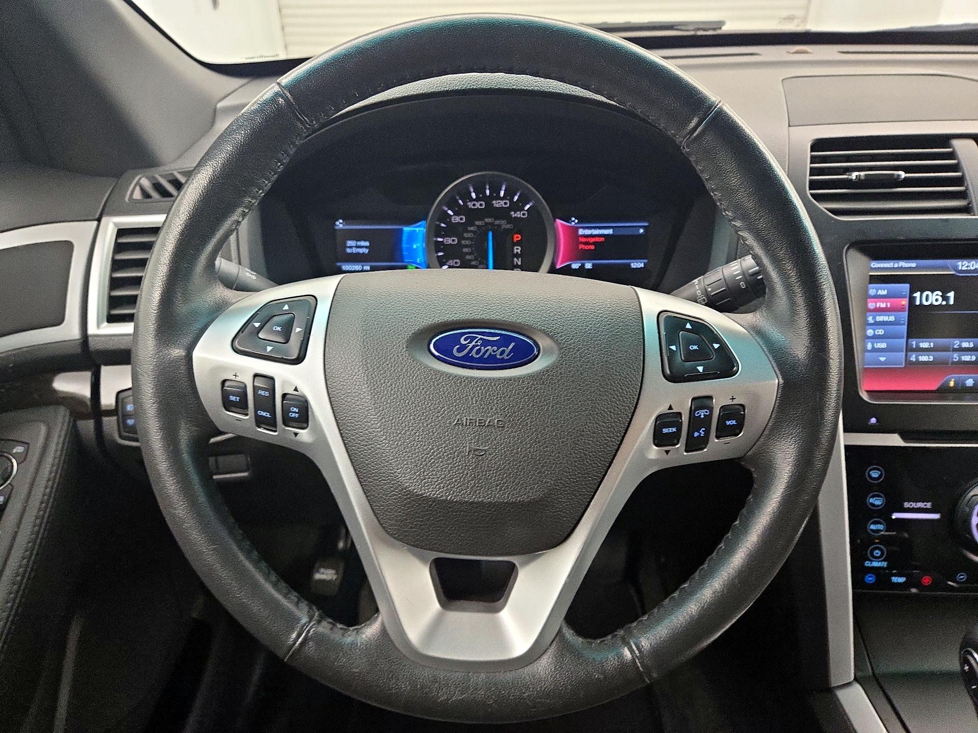 Thumbnail: 2014 Ford Explorer - 10