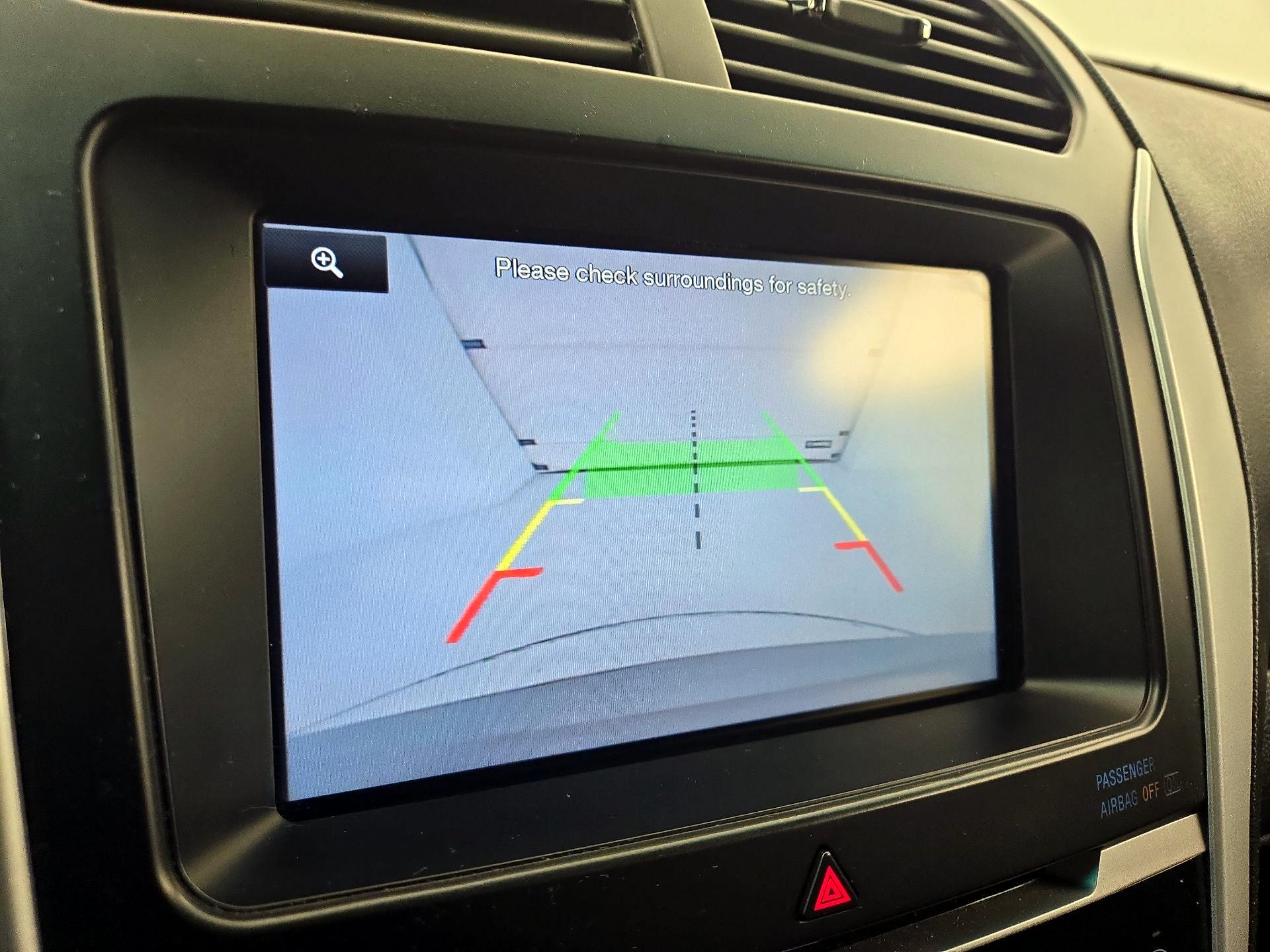 Thumbnail: 2014 Ford Explorer - 14