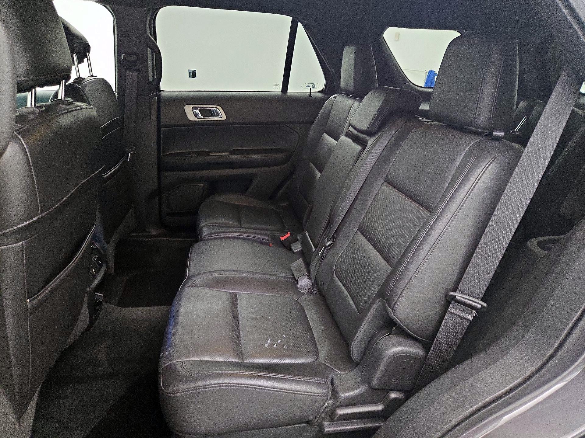 Thumbnail: 2014 Ford Explorer - 19