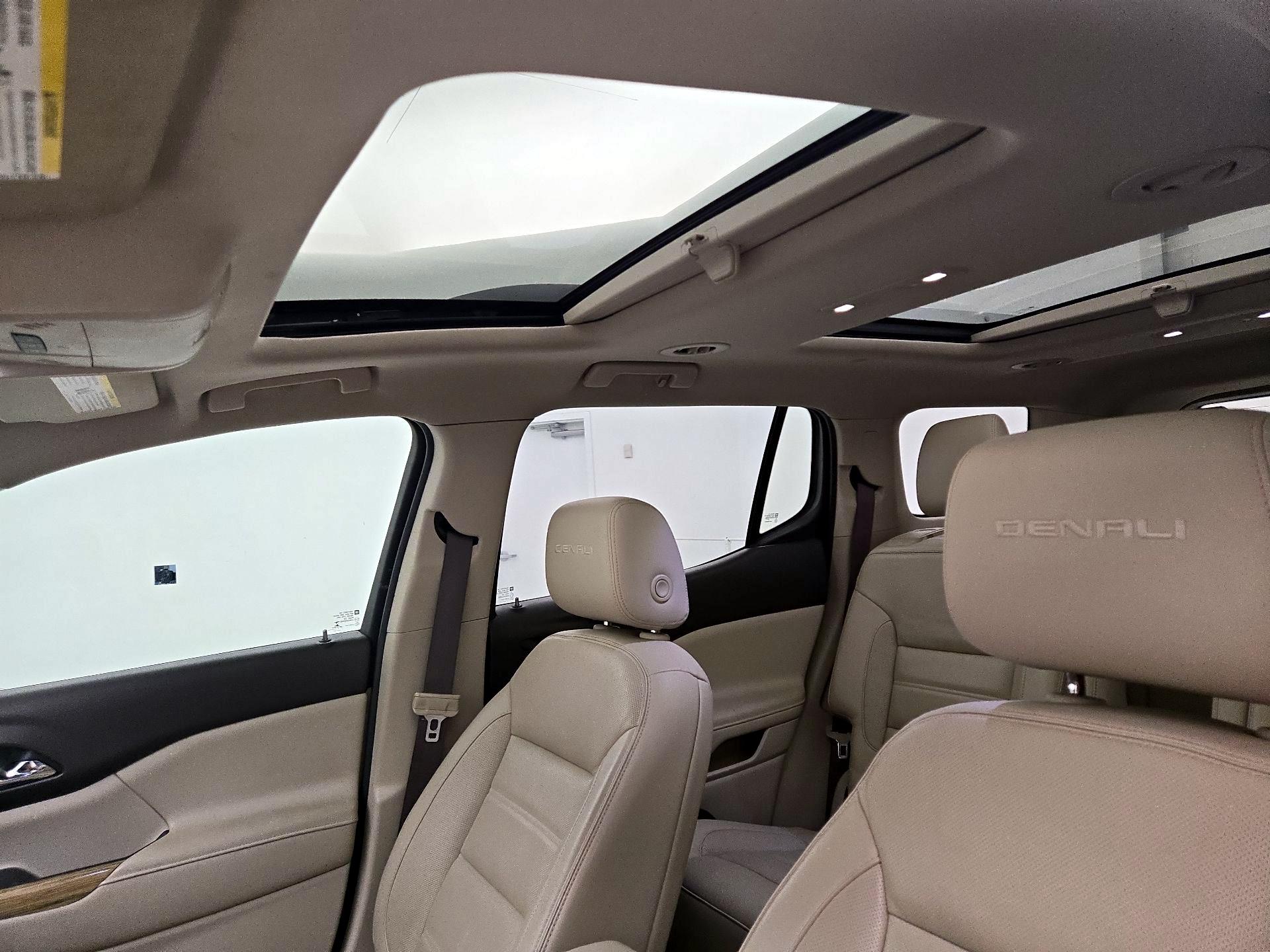 Thumbnail: 2018 GMC Acadia - 20