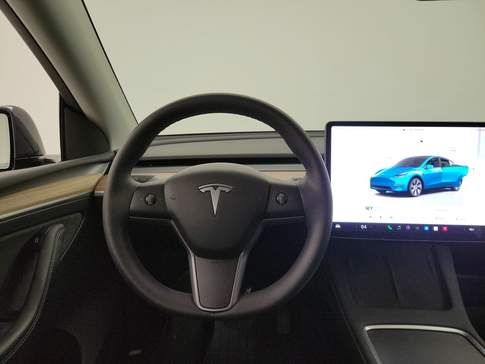 Thumbnail: 2023 Tesla Model Y - 10