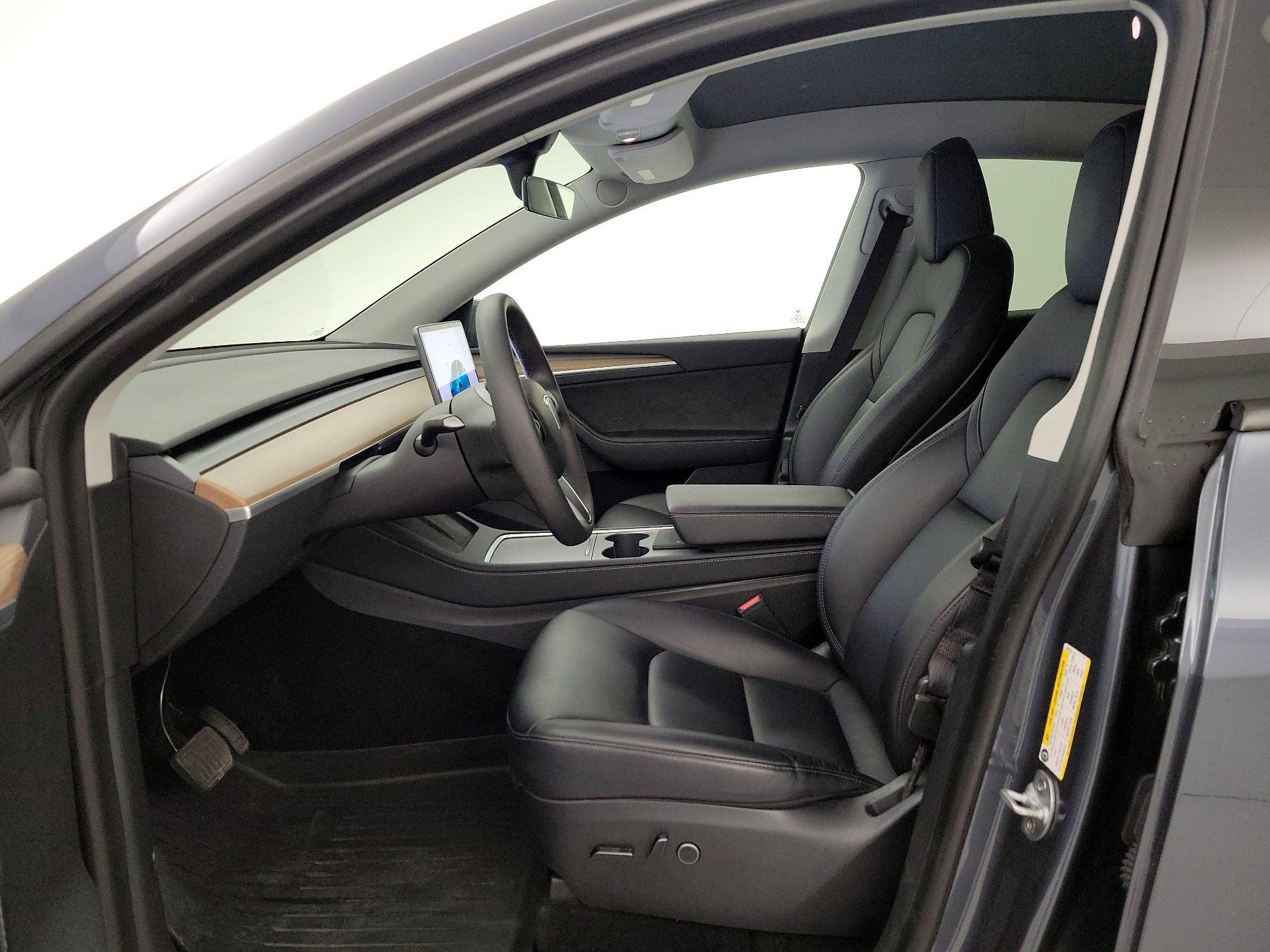 Thumbnail: 2023 Tesla Model Y - 11