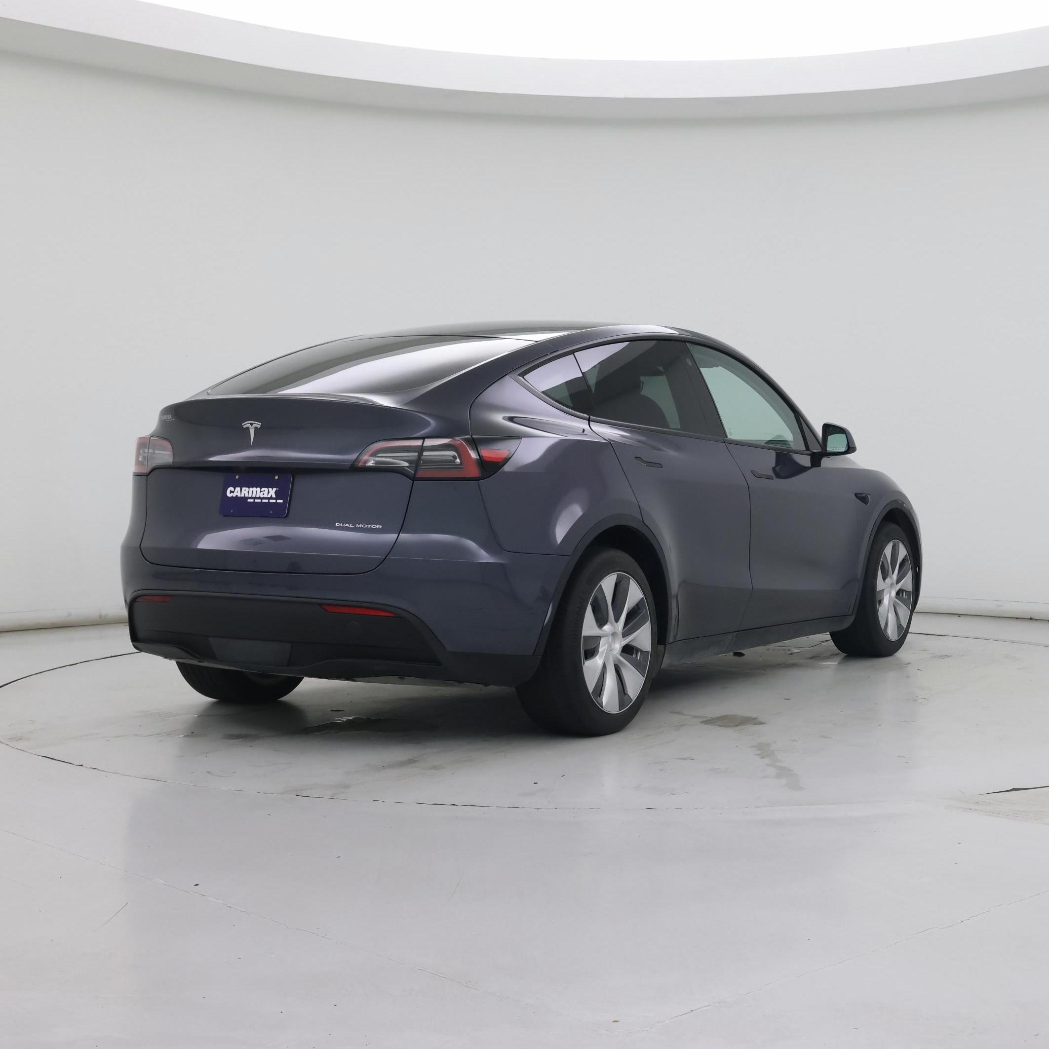 Thumbnail: 2023 Tesla Model Y - 8