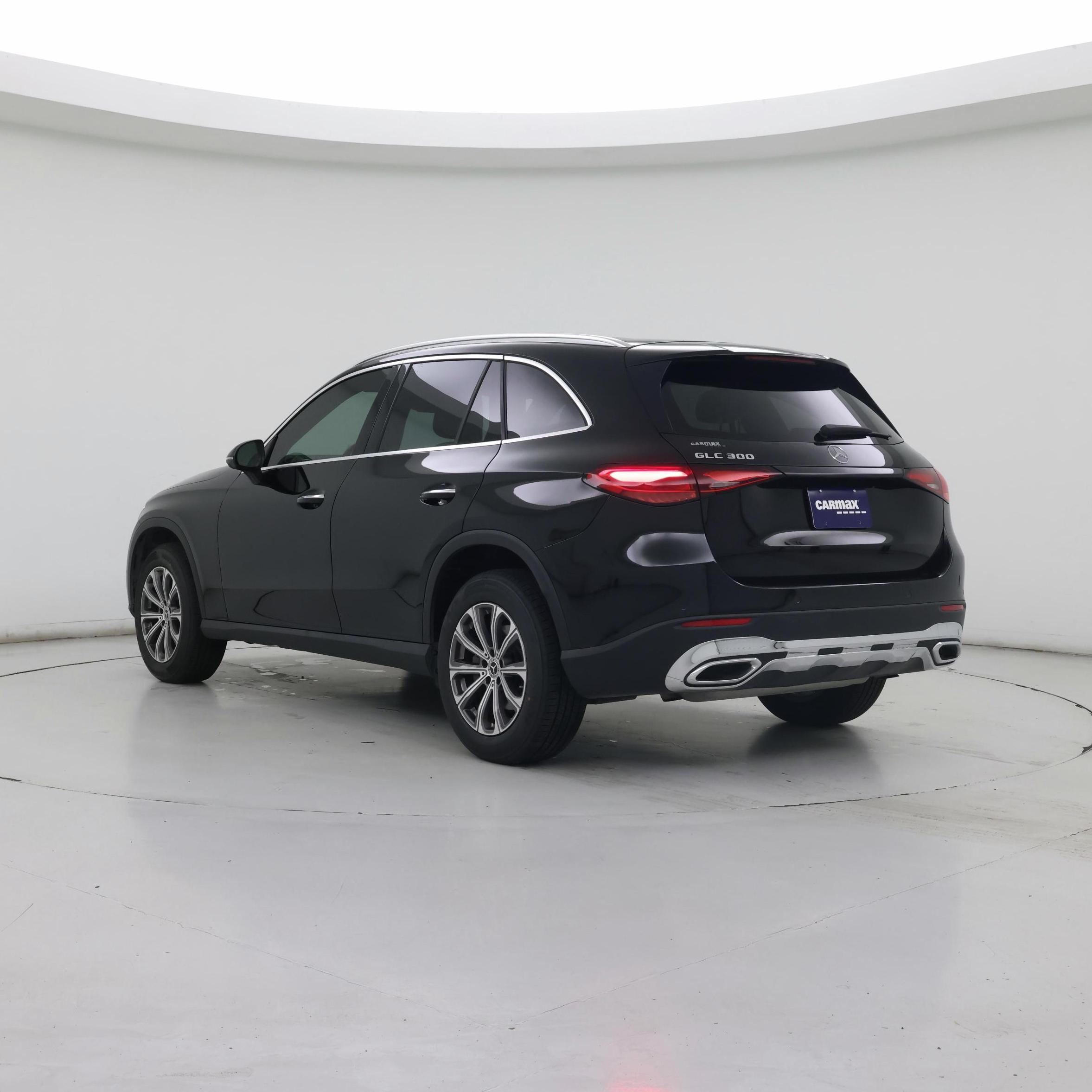 Thumbnail: 2023 Mercedes-Benz GLC - 2