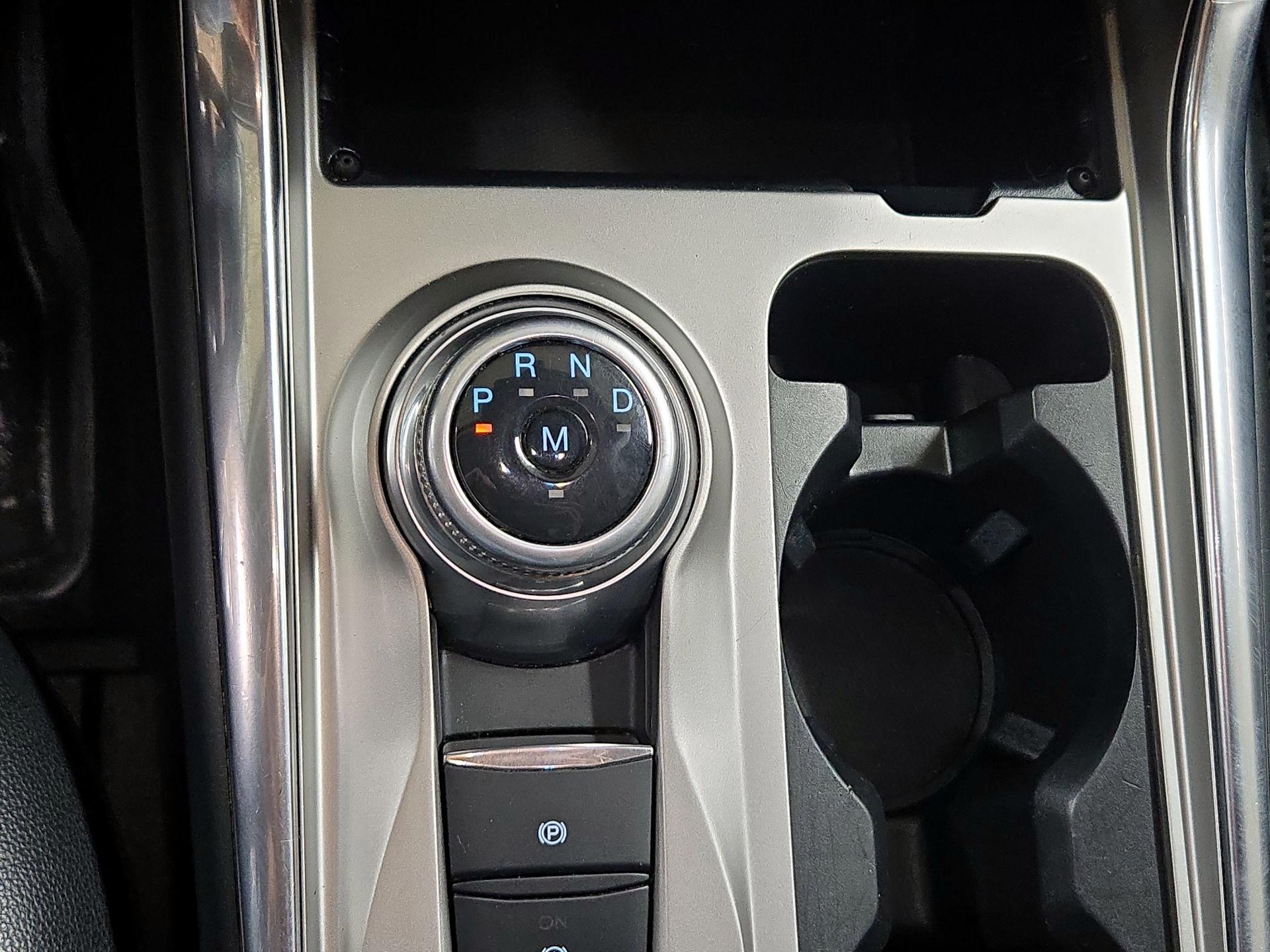 Thumbnail: 2020 Ford Explorer - 18