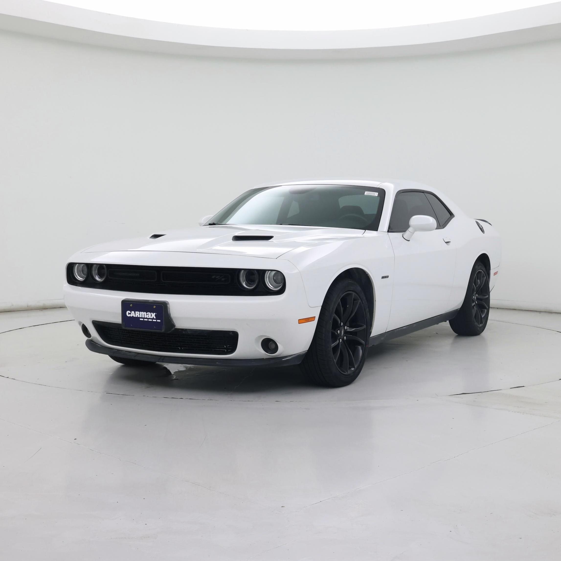 Thumbnail: 2018 Dodge Challenger - 4