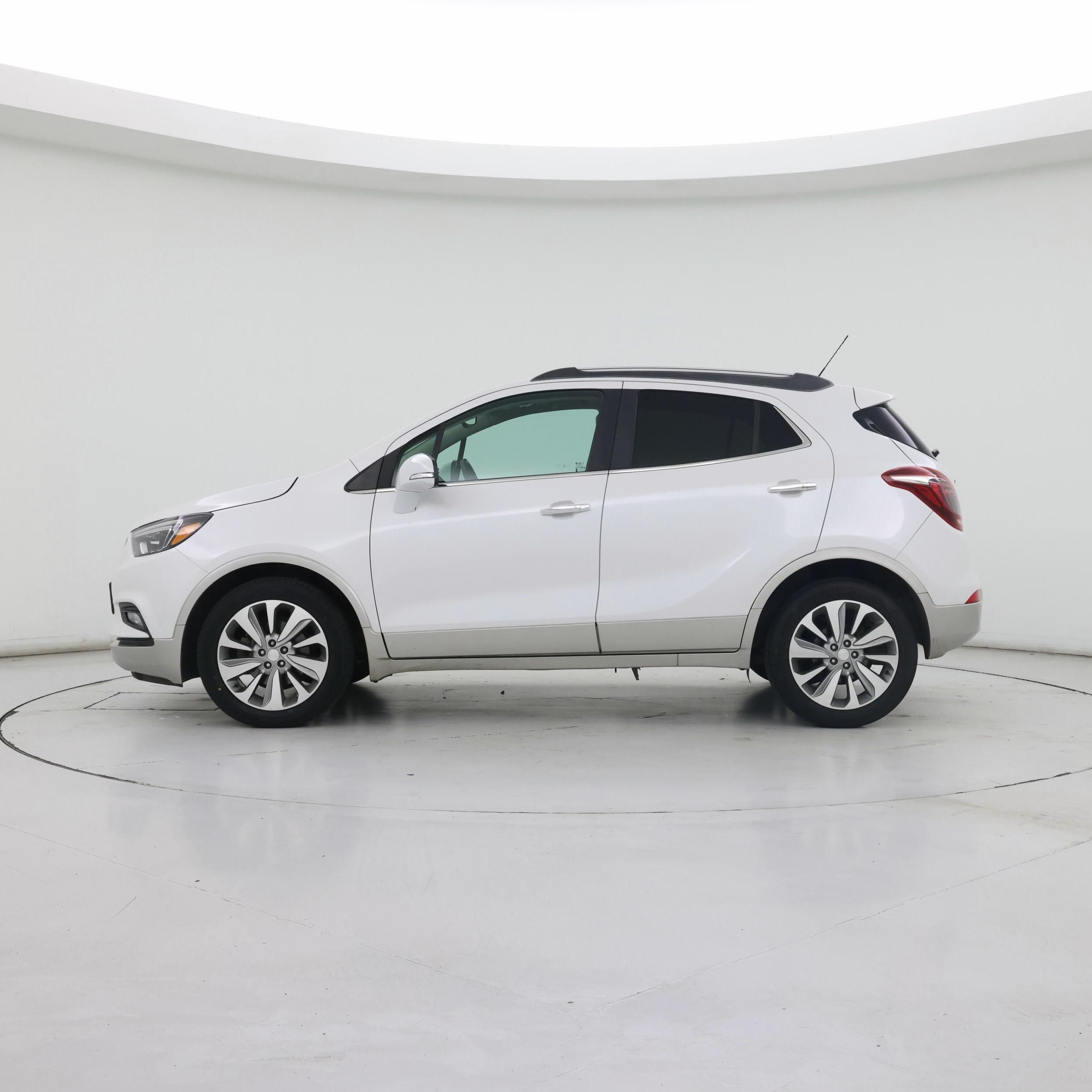 Thumbnail: 2017 Buick Encore - 3