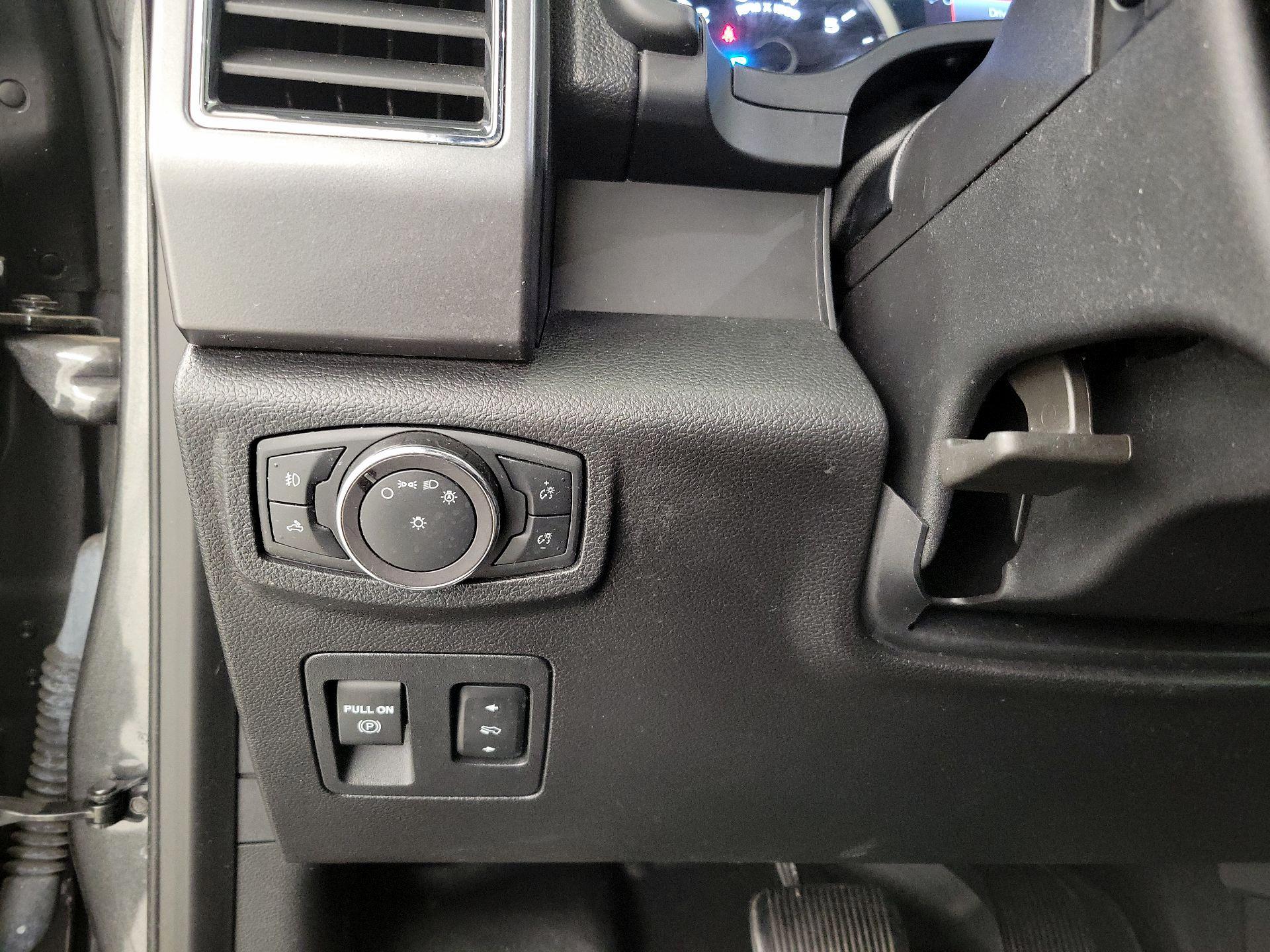 Thumbnail: 2018 Ford F-150 - 13