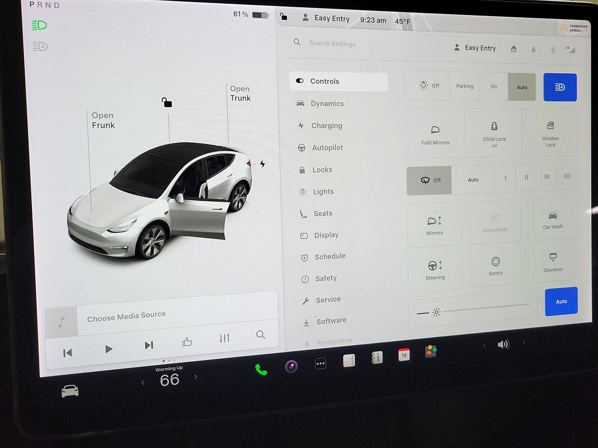 Thumbnail: 2022 Tesla Model Y - 15