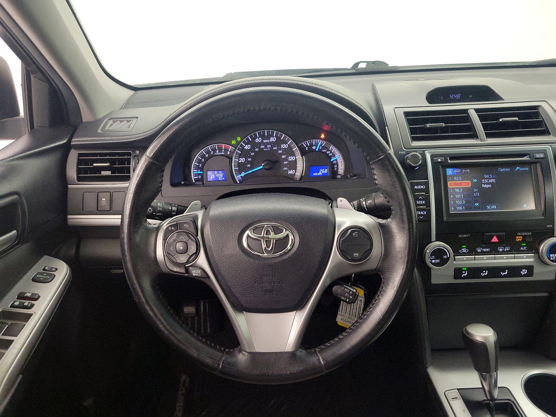 Thumbnail: 2014 Toyota Camry - 10