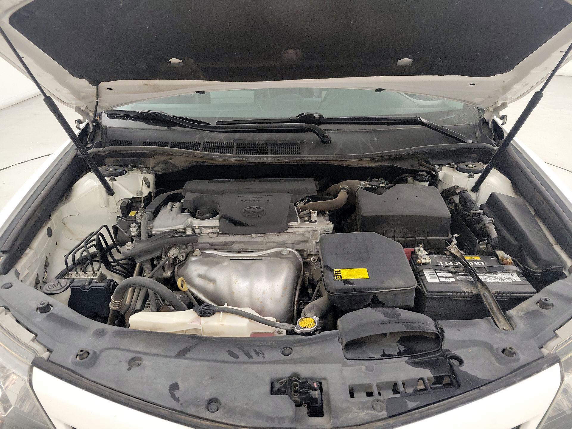 Thumbnail: 2014 Toyota Camry - 20