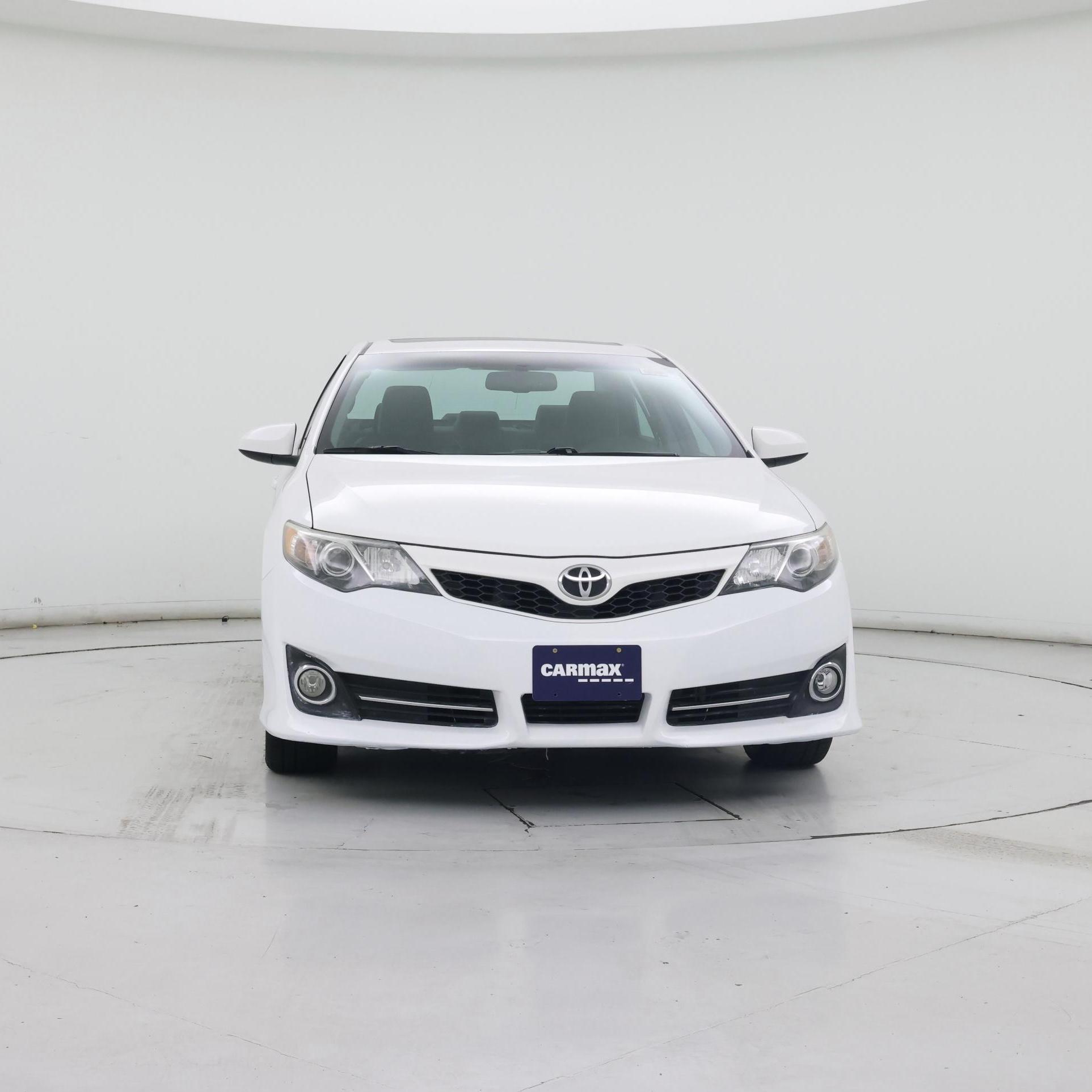 Thumbnail: 2014 Toyota Camry - 5
