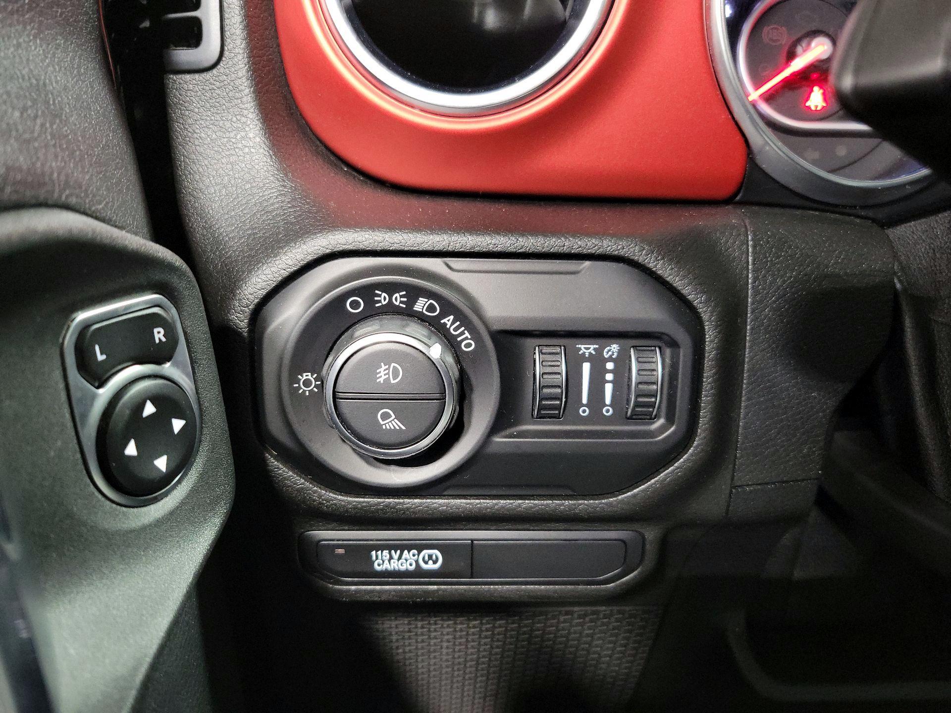 Thumbnail: 2020 Jeep Gladiator - 13