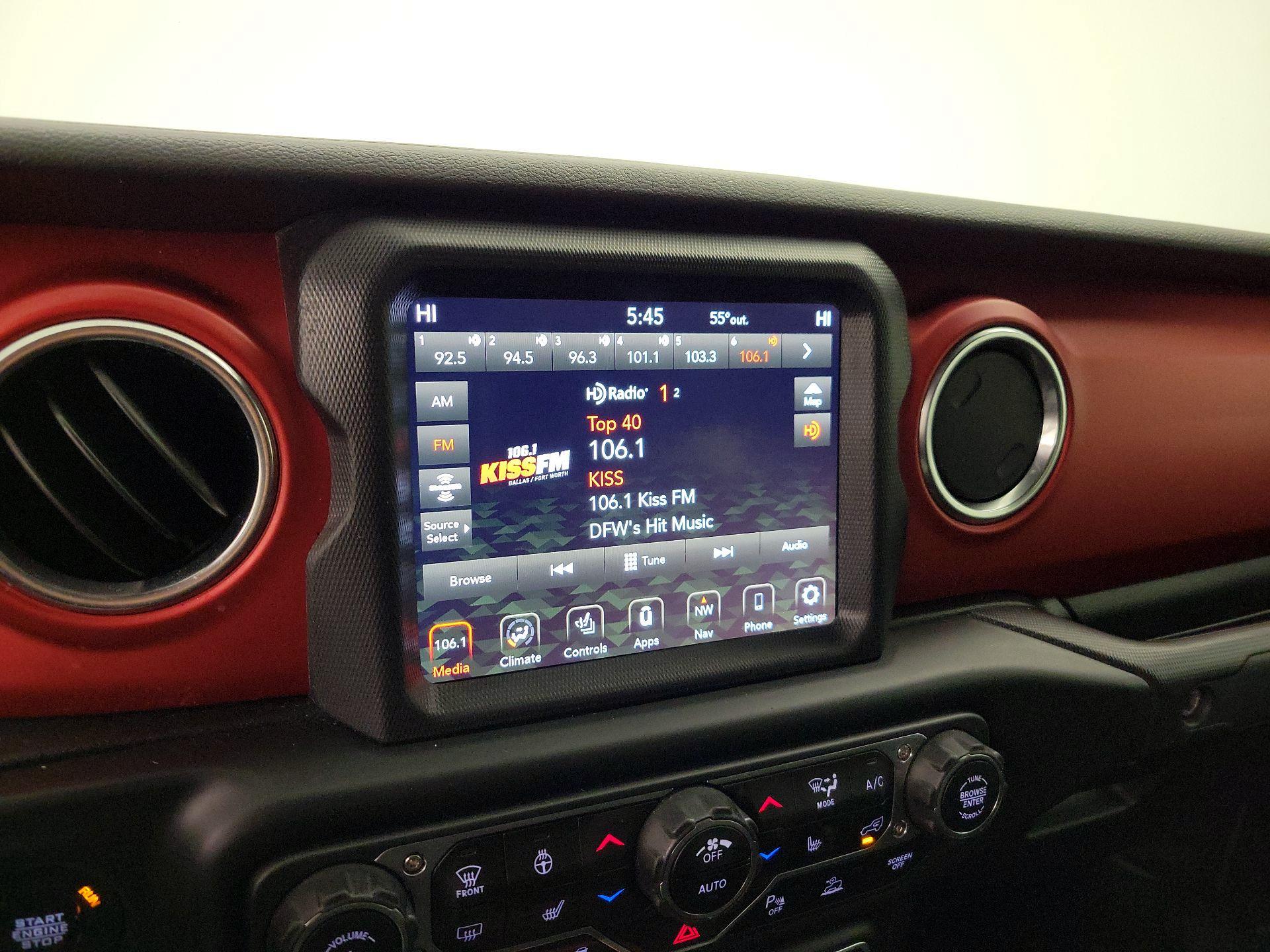 Thumbnail: 2020 Jeep Gladiator - 16