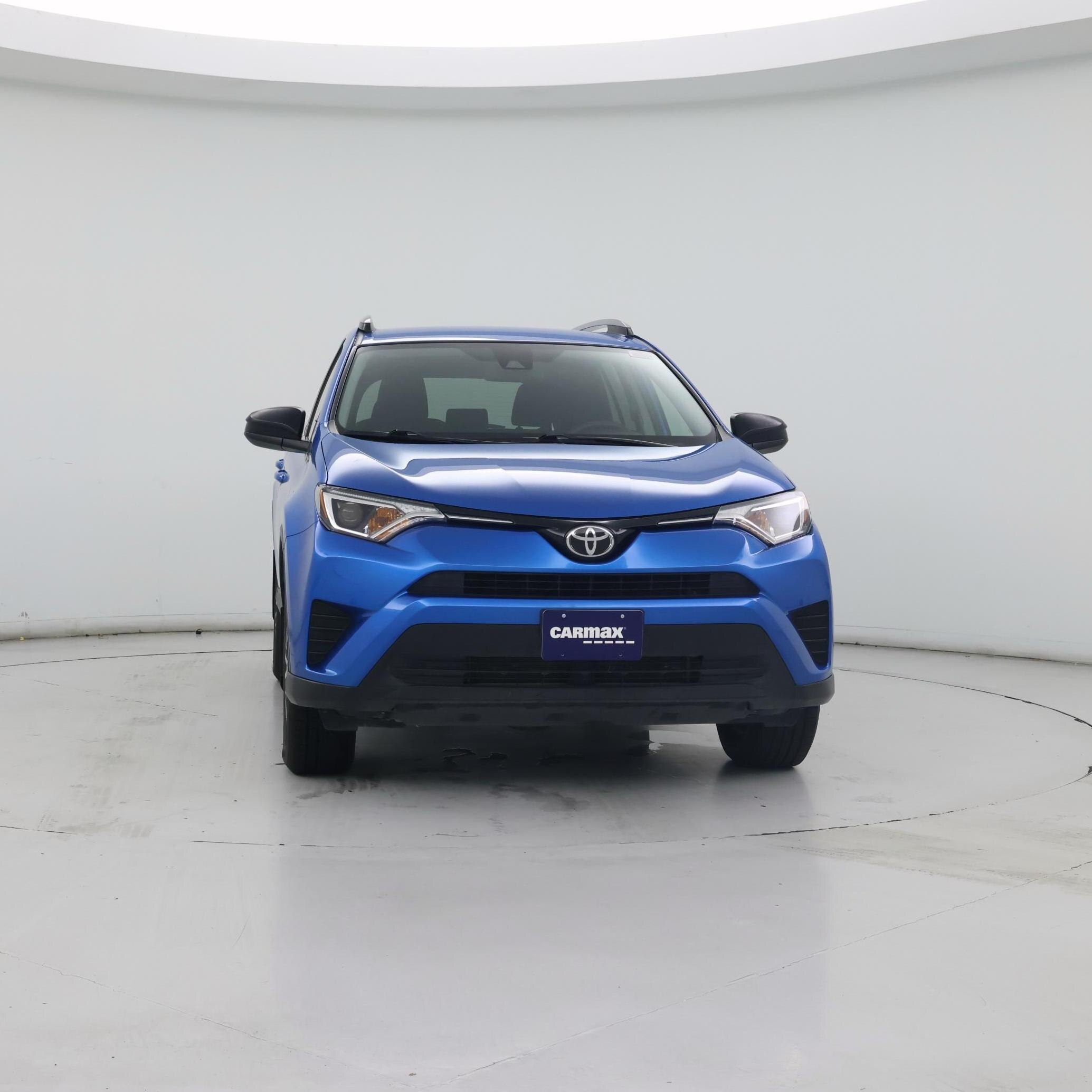 Thumbnail: 2017 Toyota RAV4 - 5