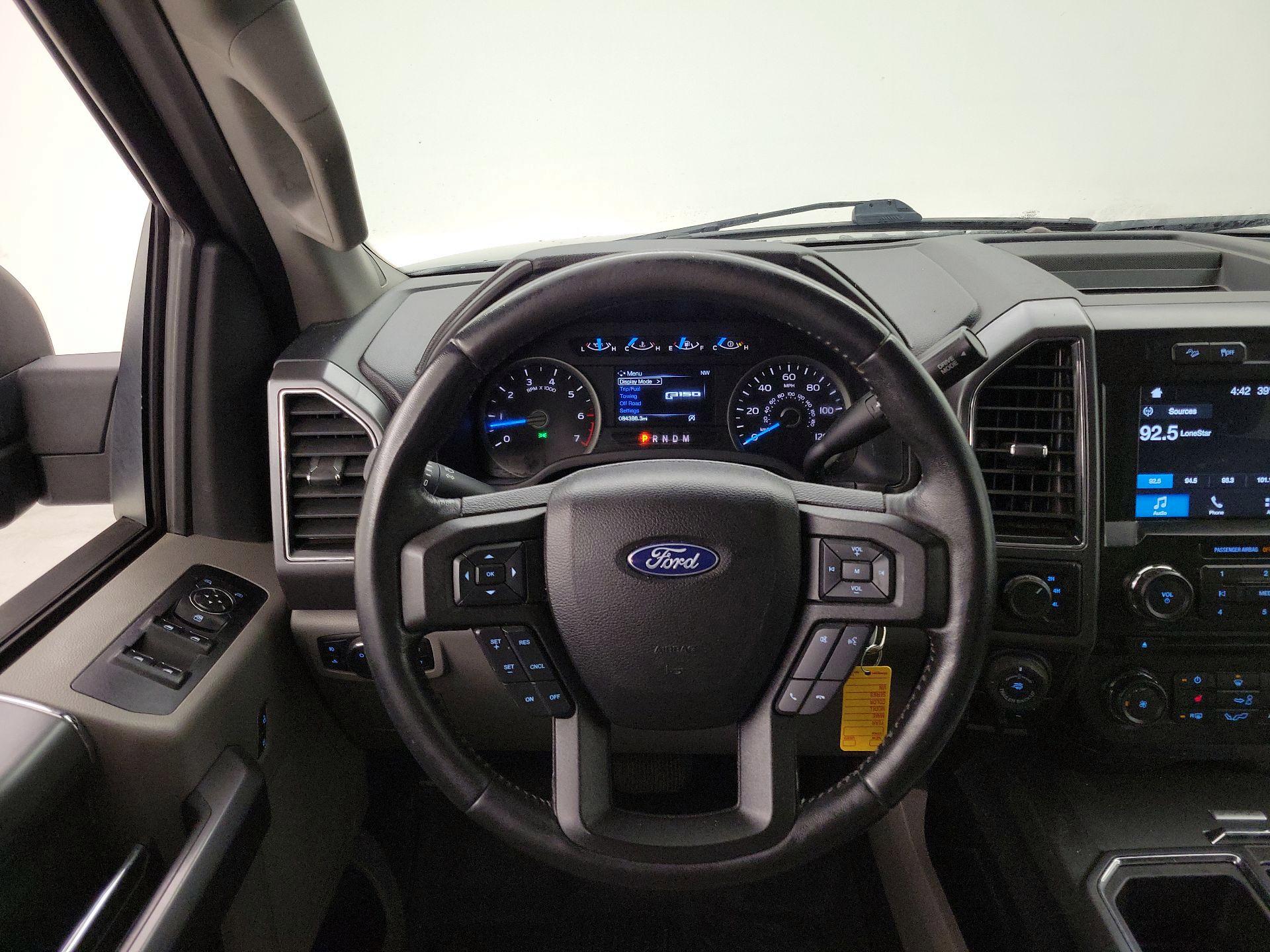 Thumbnail: 2017 Ford F-150 - 10