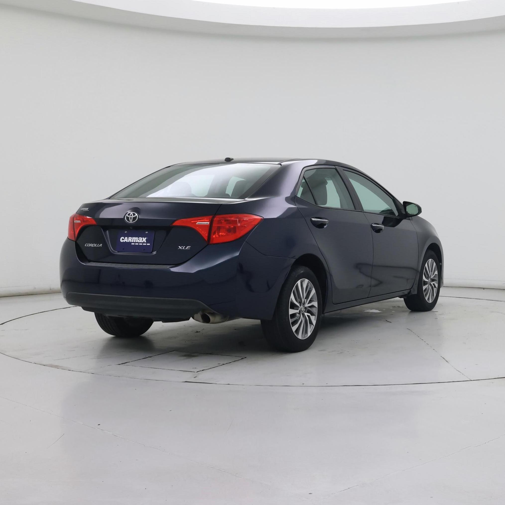 Thumbnail: 2018 Toyota Corolla - 8