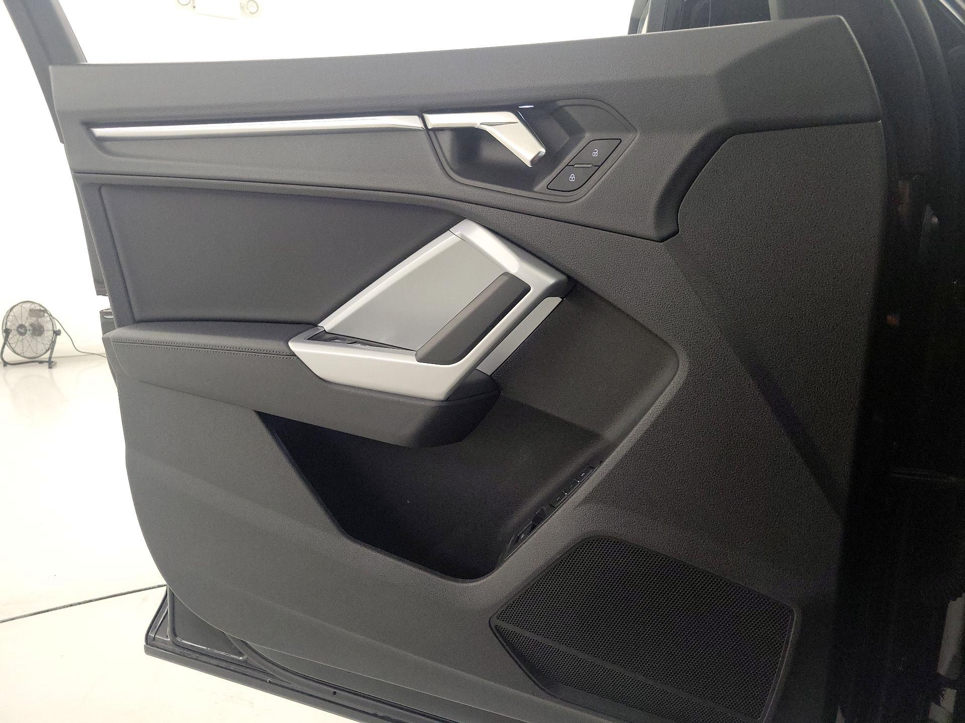 Thumbnail: 2022 Audi Q3 - 12