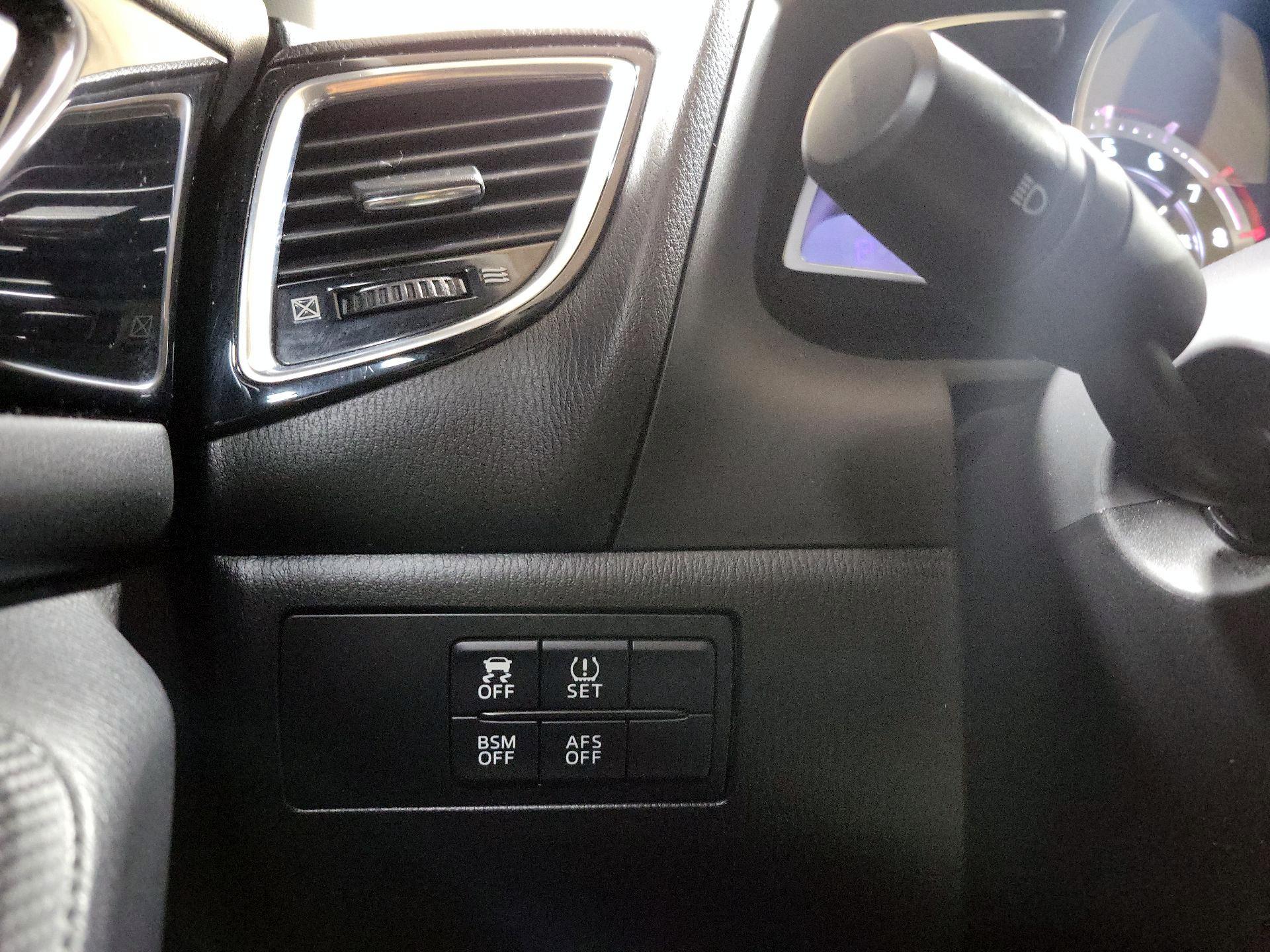 Thumbnail: 2014 Mazda Mazda3 - 13