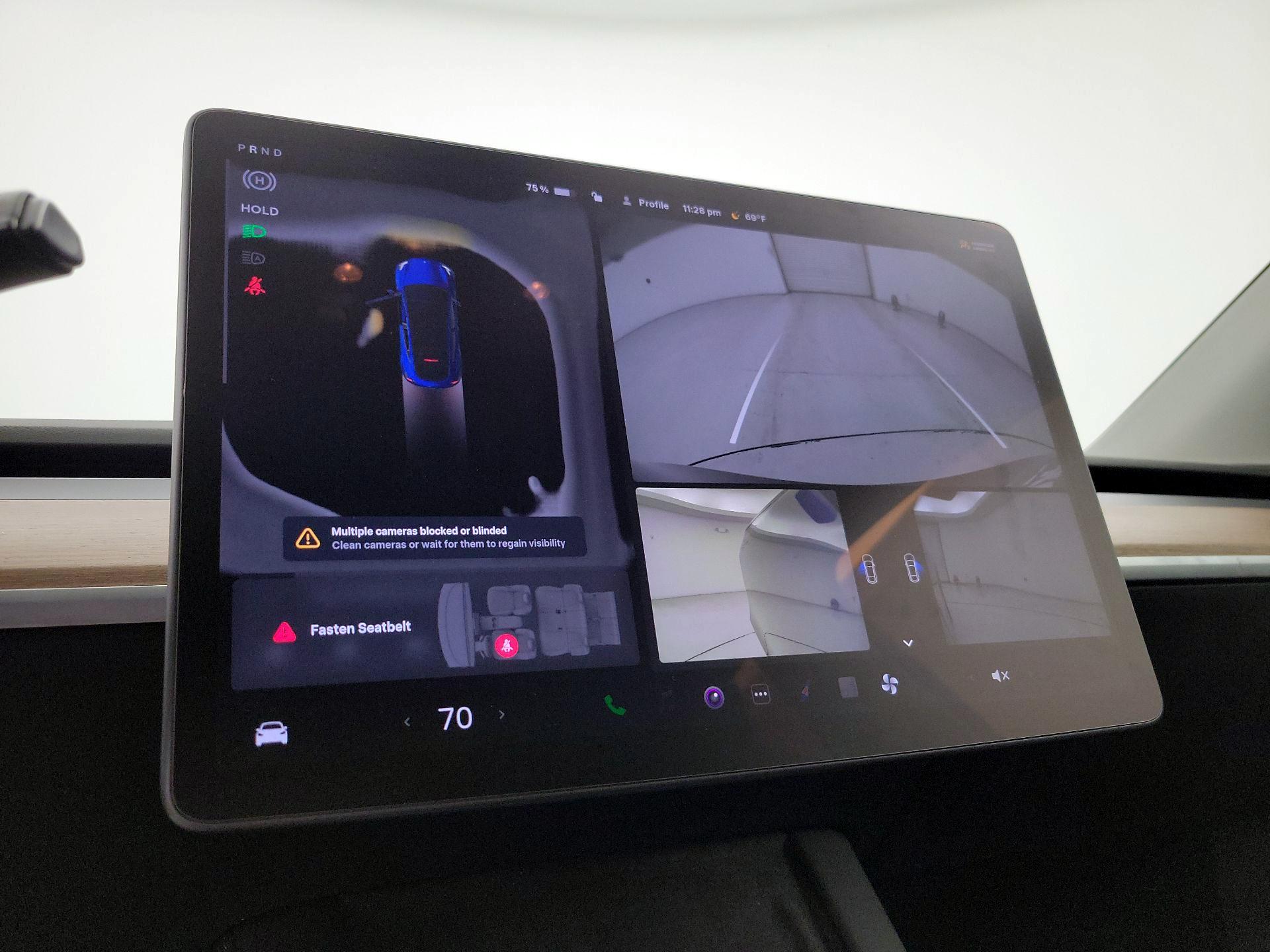 Thumbnail: 2023 Tesla Model Y - 14