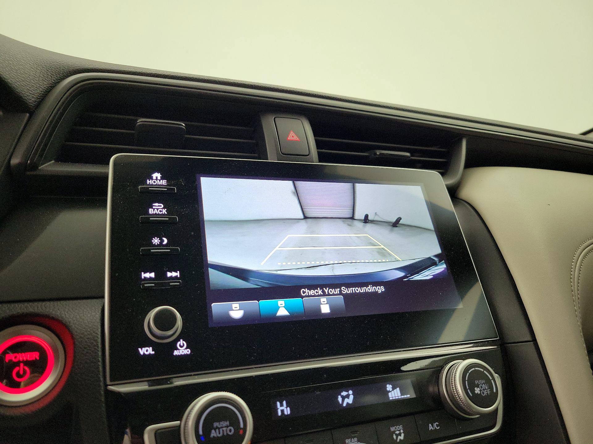 Thumbnail: 2019 Honda Insight - 14