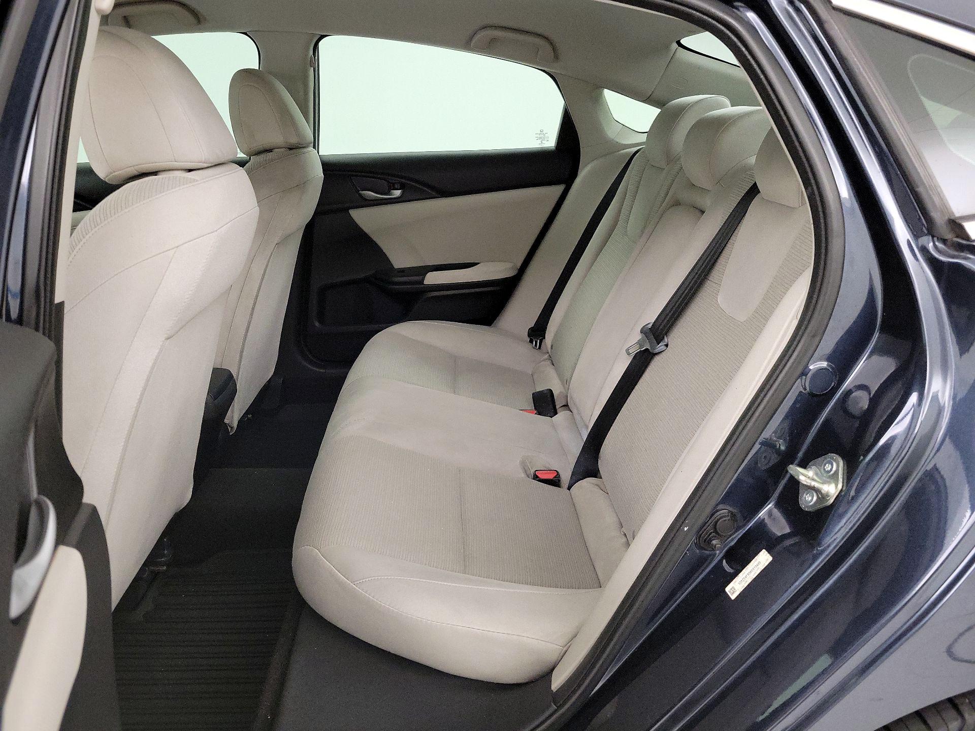 Thumbnail: 2019 Honda Insight - 18