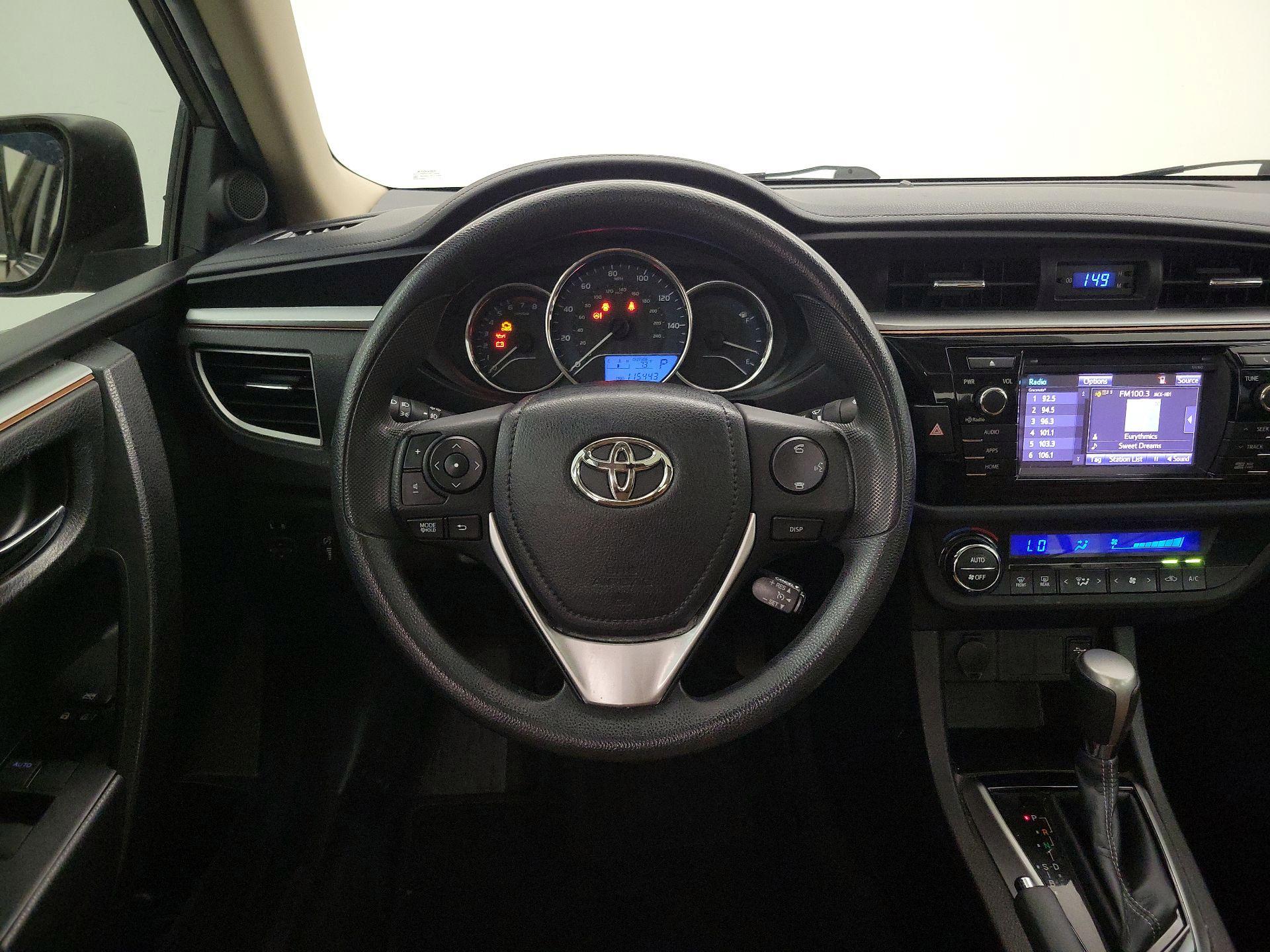Thumbnail: 2014 Toyota Corolla - 10