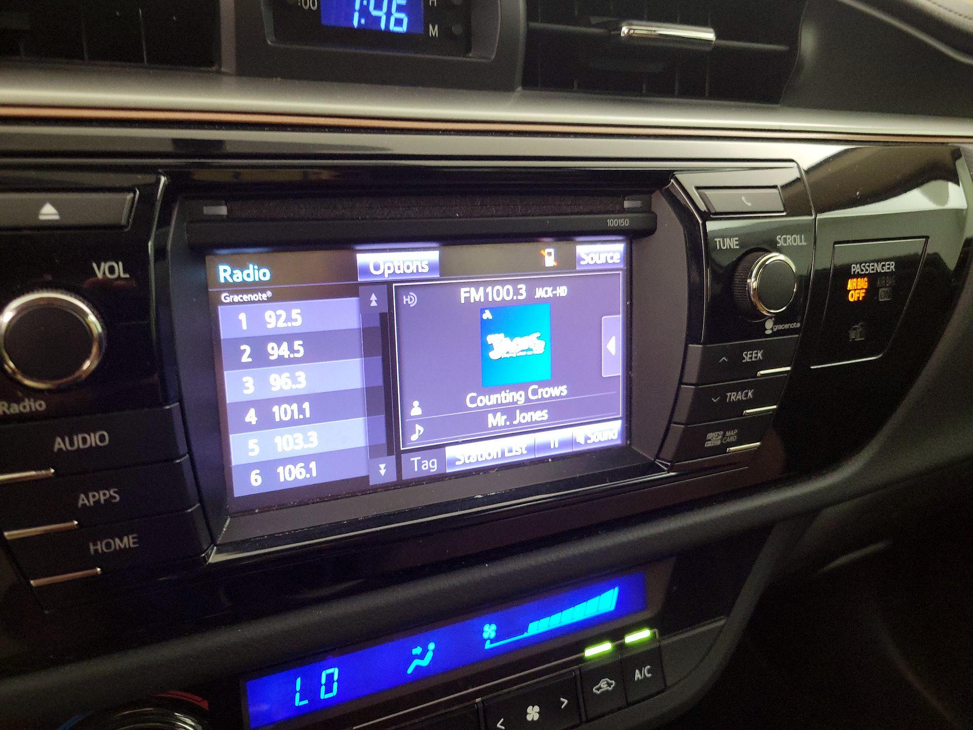 Thumbnail: 2014 Toyota Corolla - 15