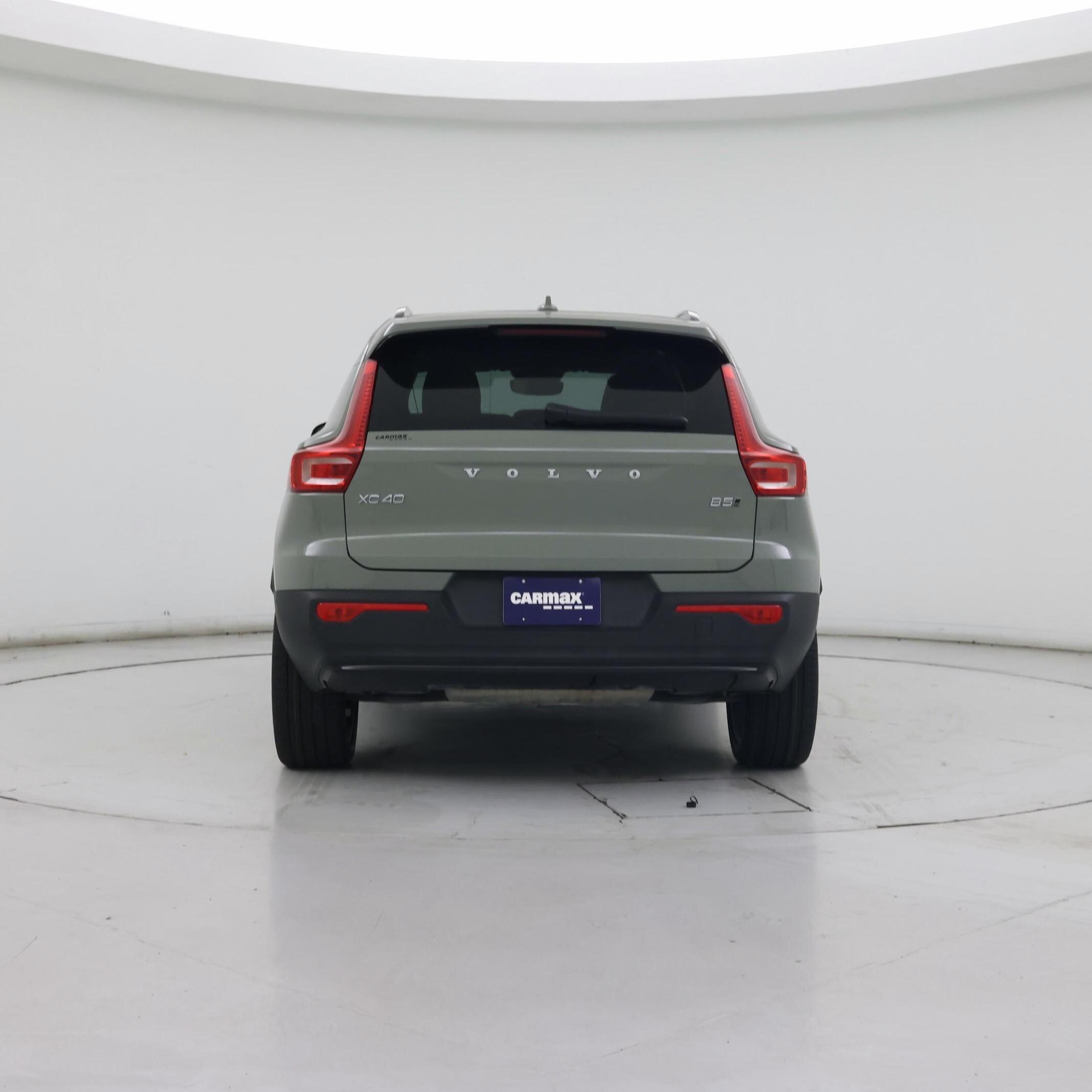 Thumbnail: 2023 Volvo XC40 - 6