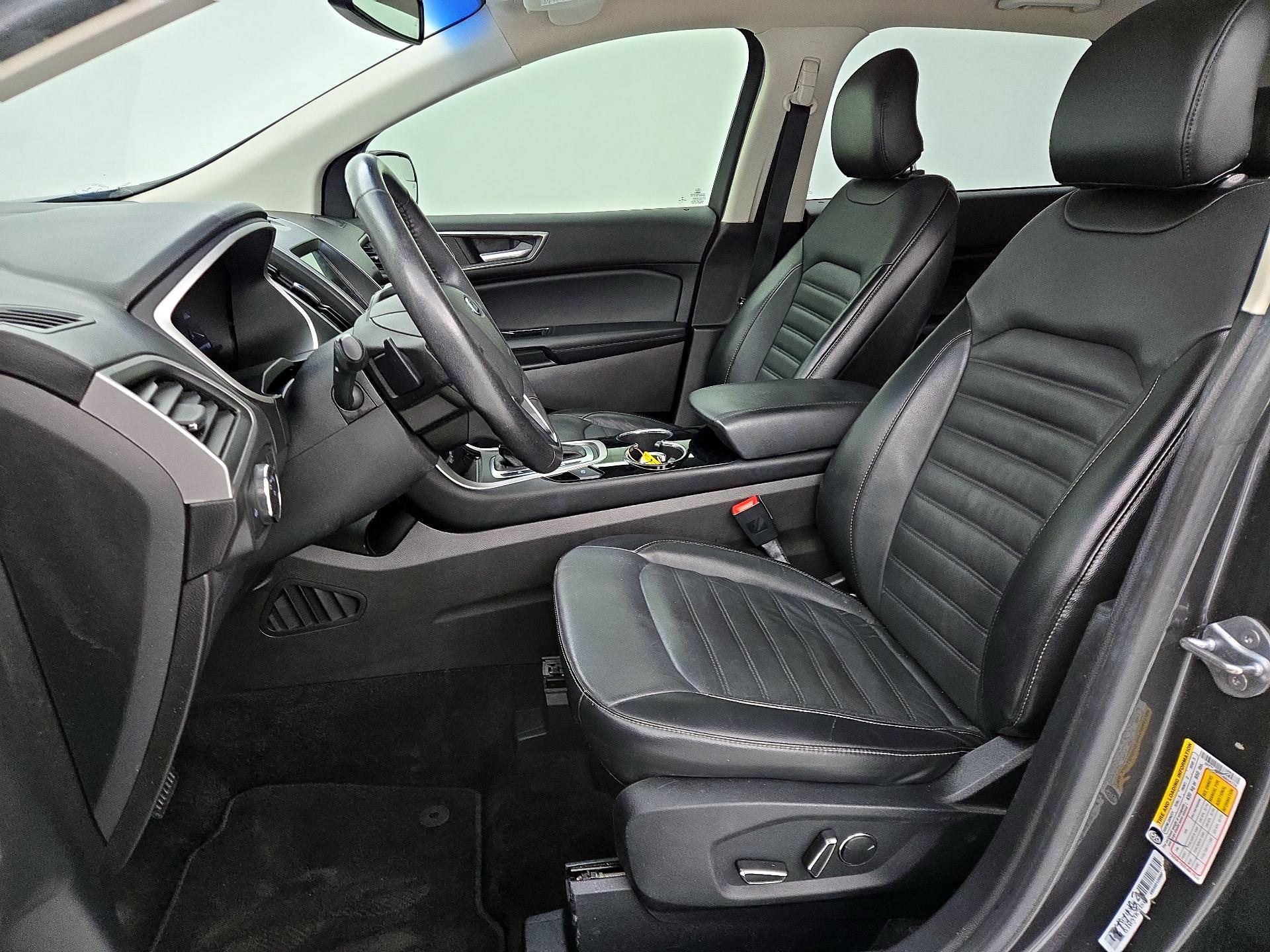 Thumbnail: 2018 Ford Edge - 11