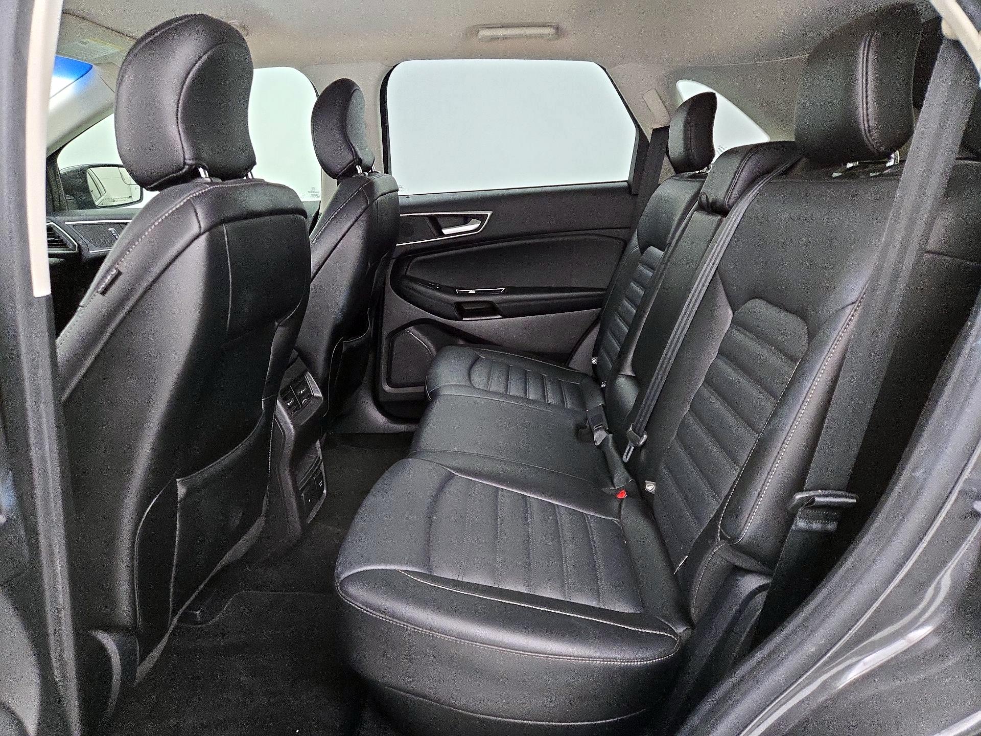 Thumbnail: 2018 Ford Edge - 20