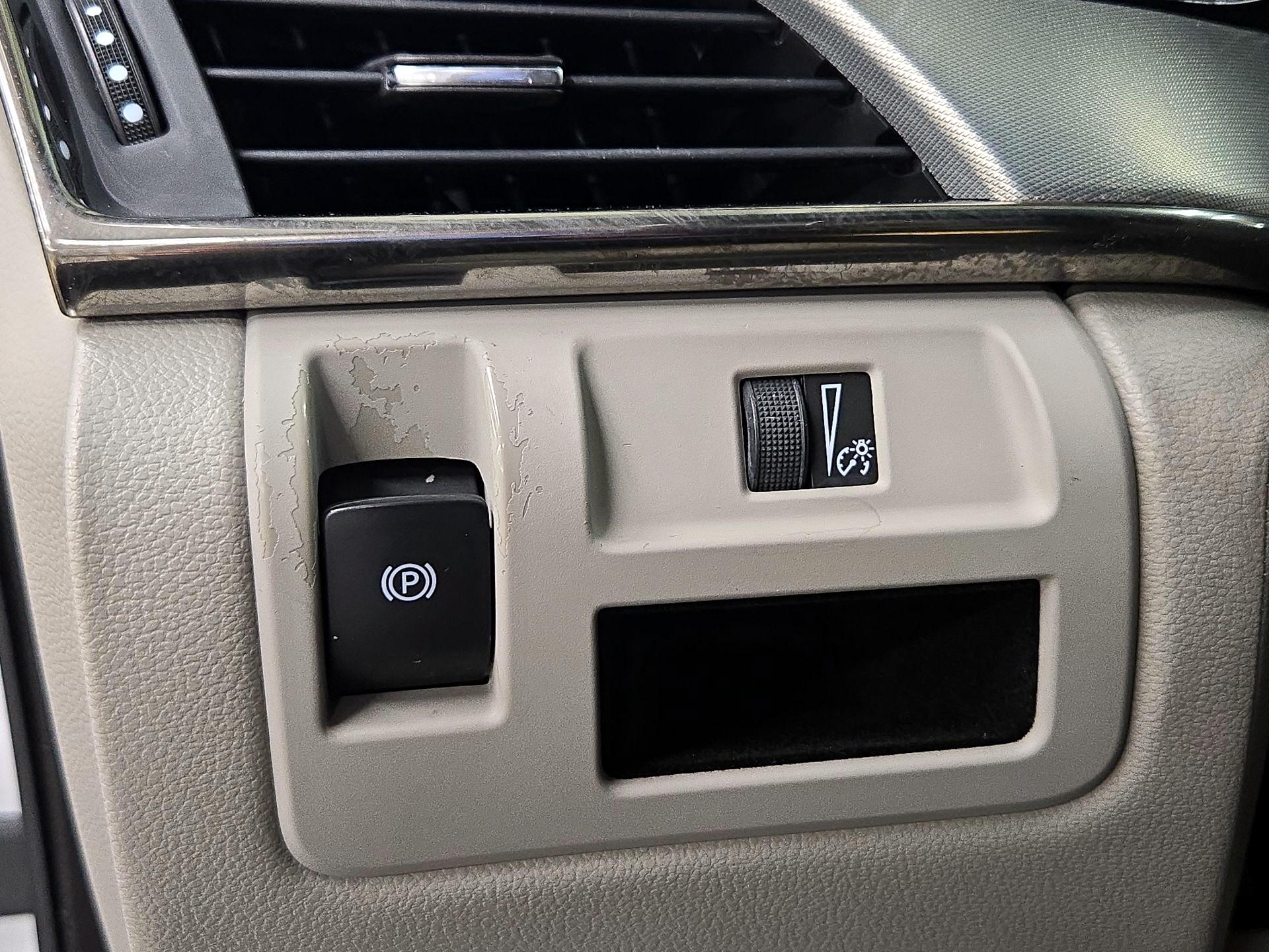 Thumbnail: 2019 Cadillac CTS - 13