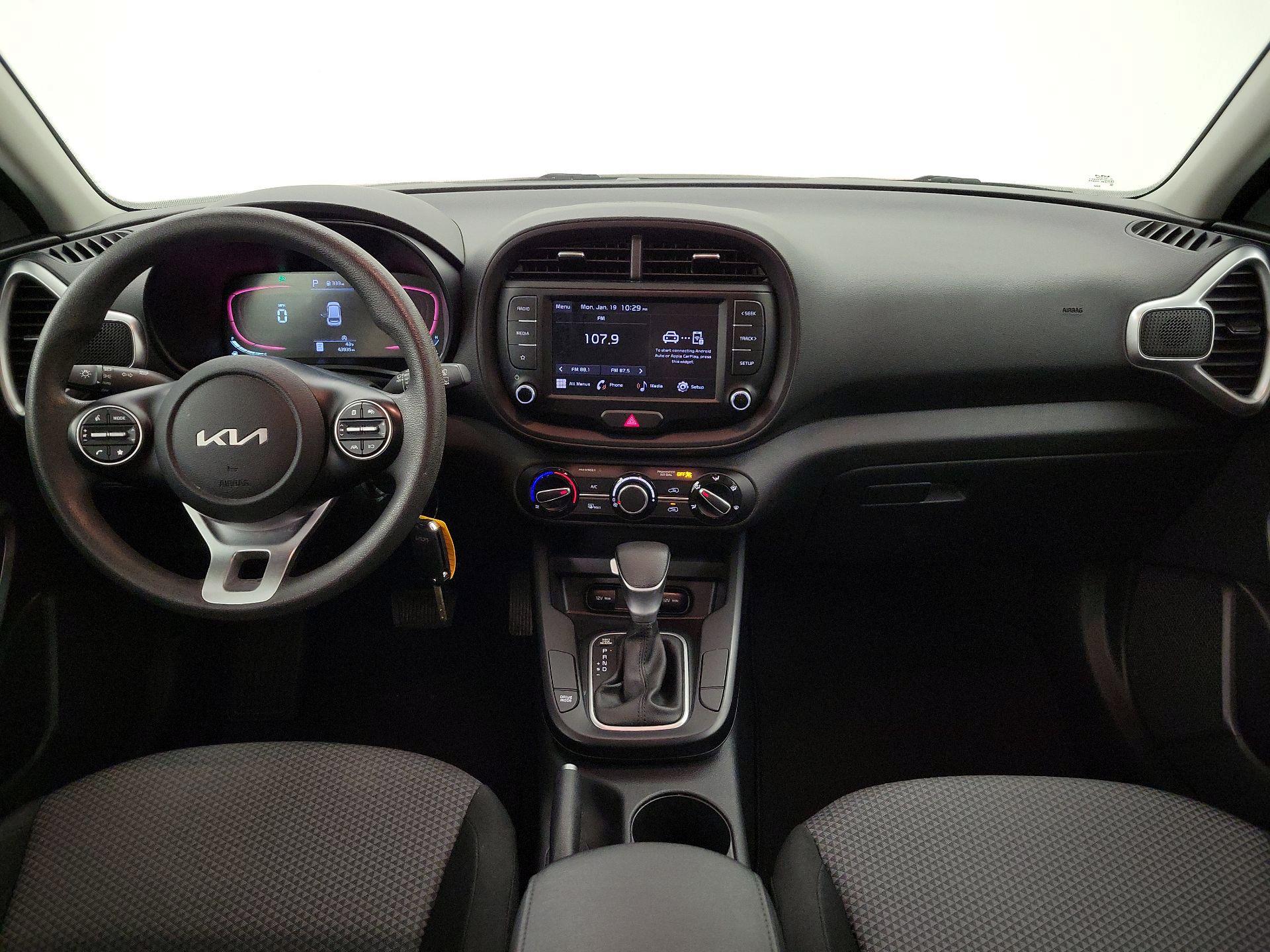 Thumbnail: 2023 Kia Soul - 9