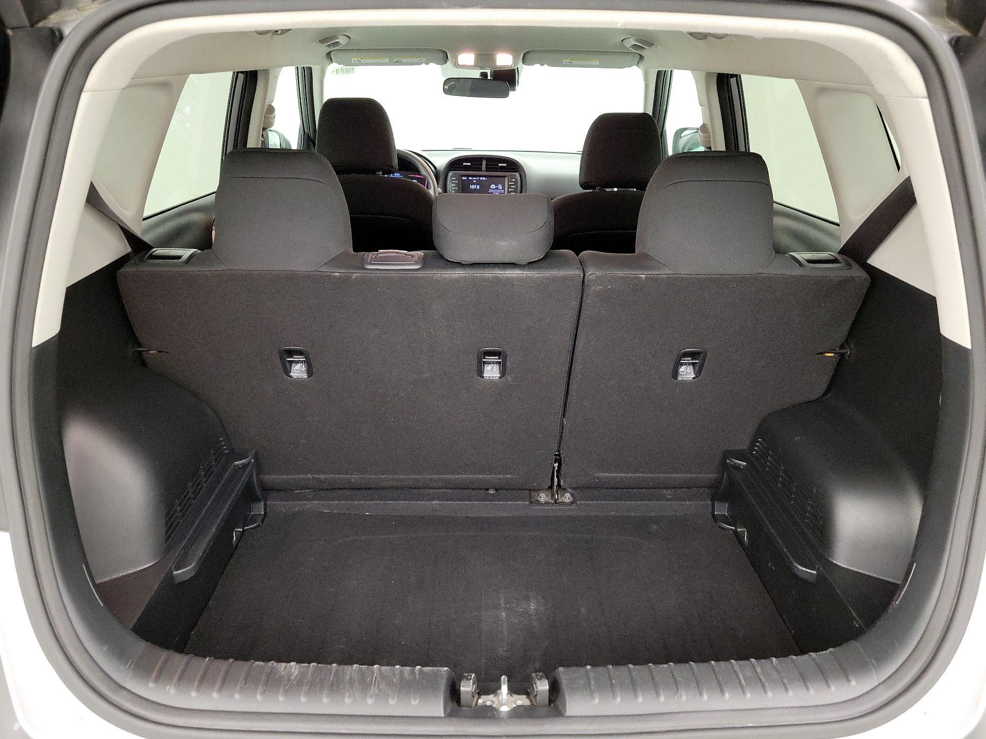 Thumbnail: 2023 Kia Soul - 20