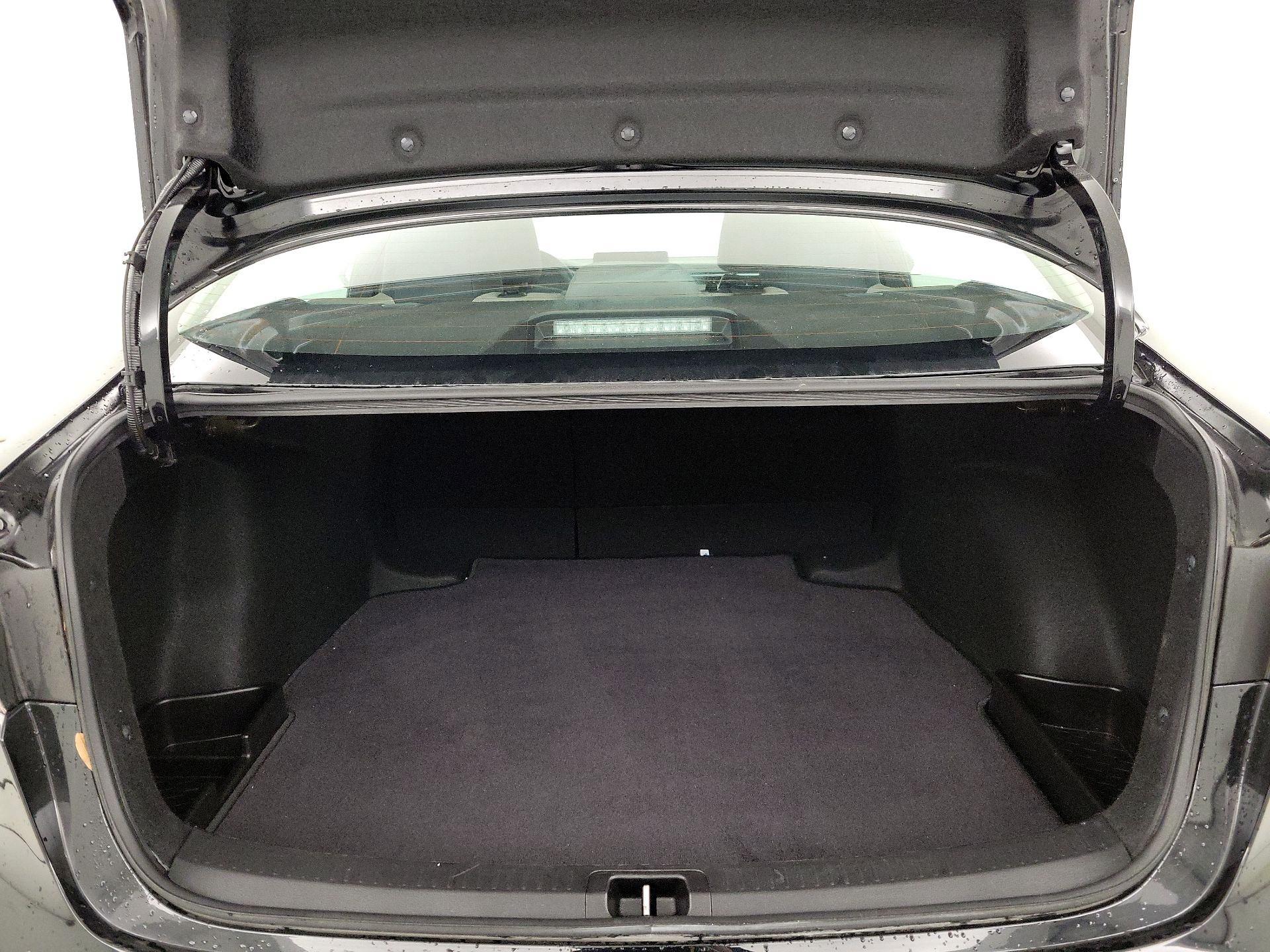 Thumbnail: 2025 Toyota Corolla - 19