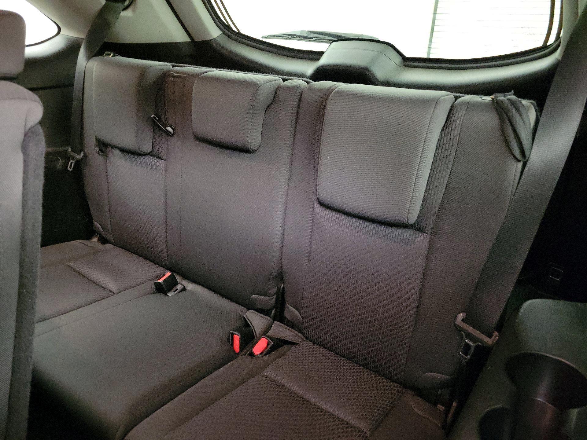 Thumbnail: 2016 Toyota Highlander - 19