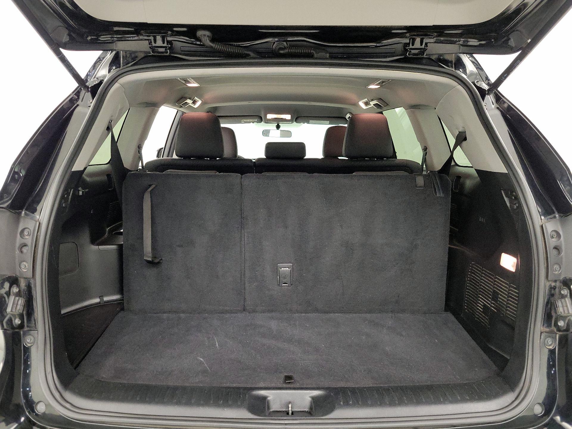 Thumbnail: 2016 Toyota Highlander - 20