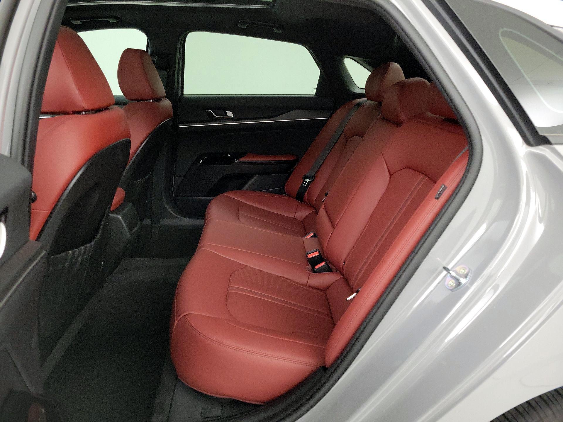 Thumbnail: 2025 Kia K5 - 20