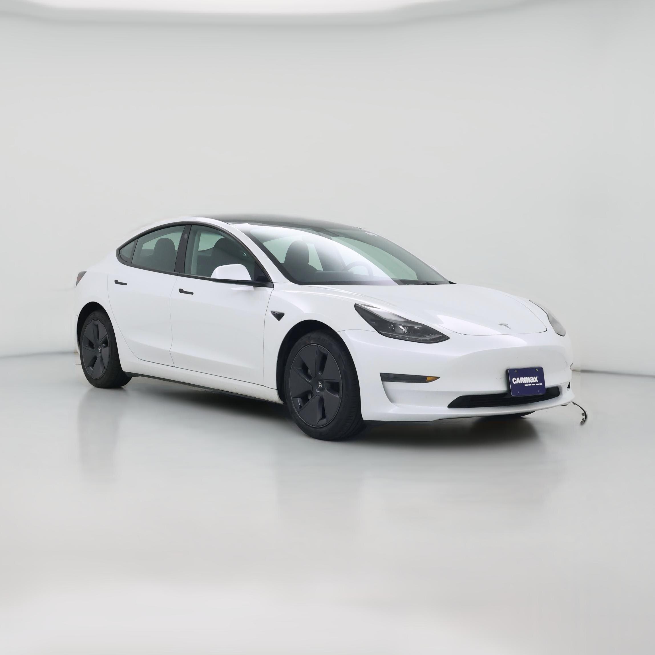 Thumbnail: 2023 Tesla Model 3 - 1