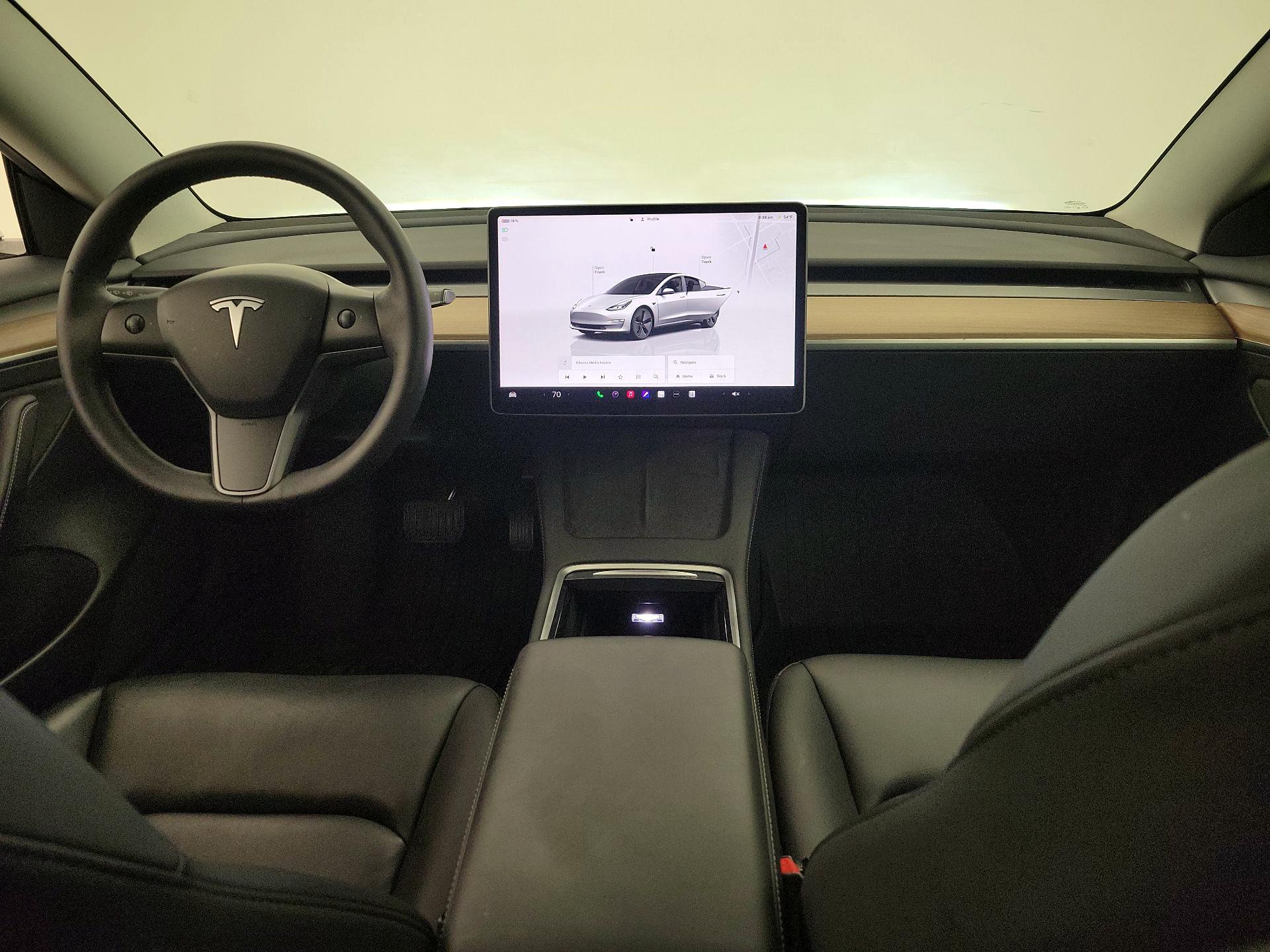 Thumbnail: 2023 Tesla Model 3 - 9