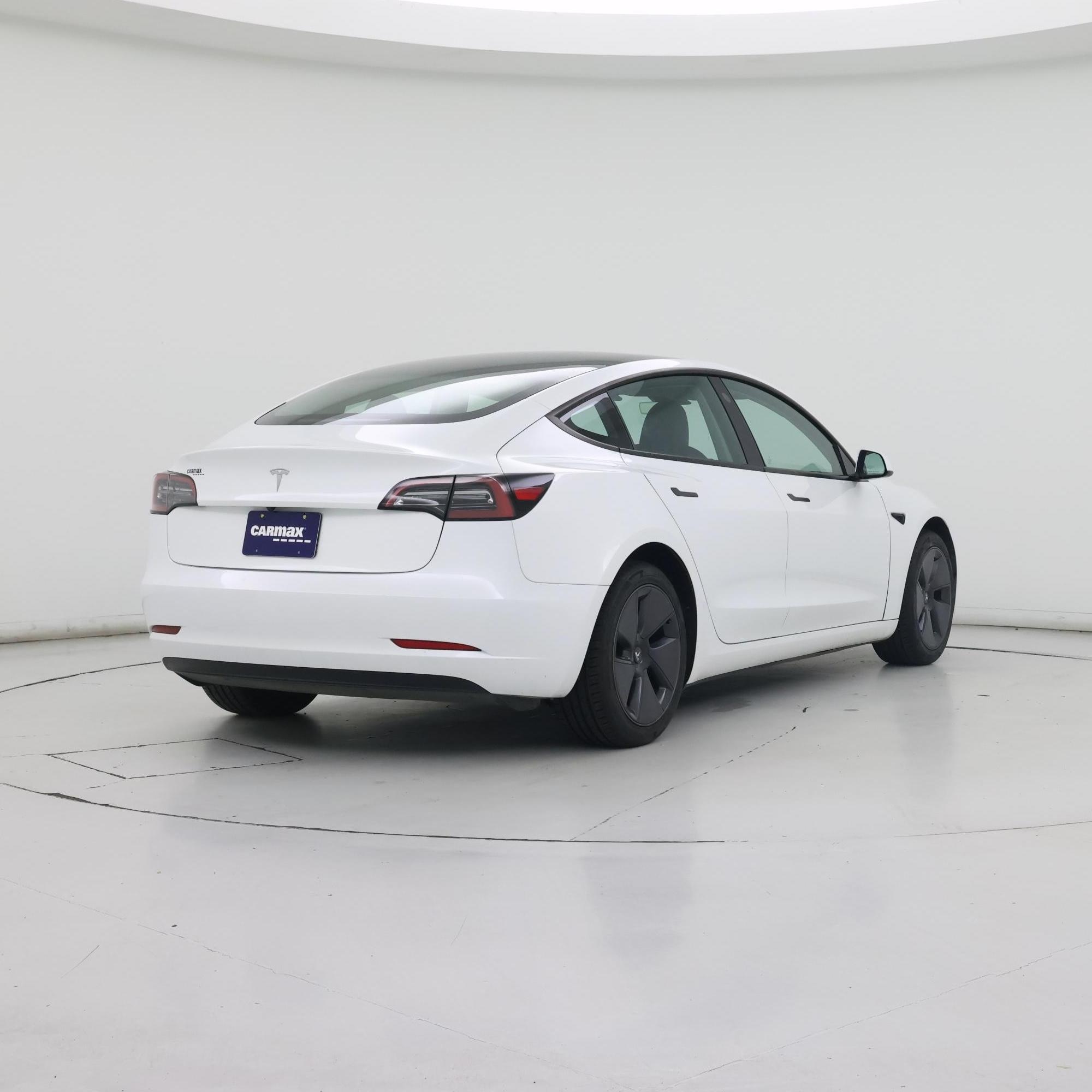 Thumbnail: 2023 Tesla Model 3 - 8