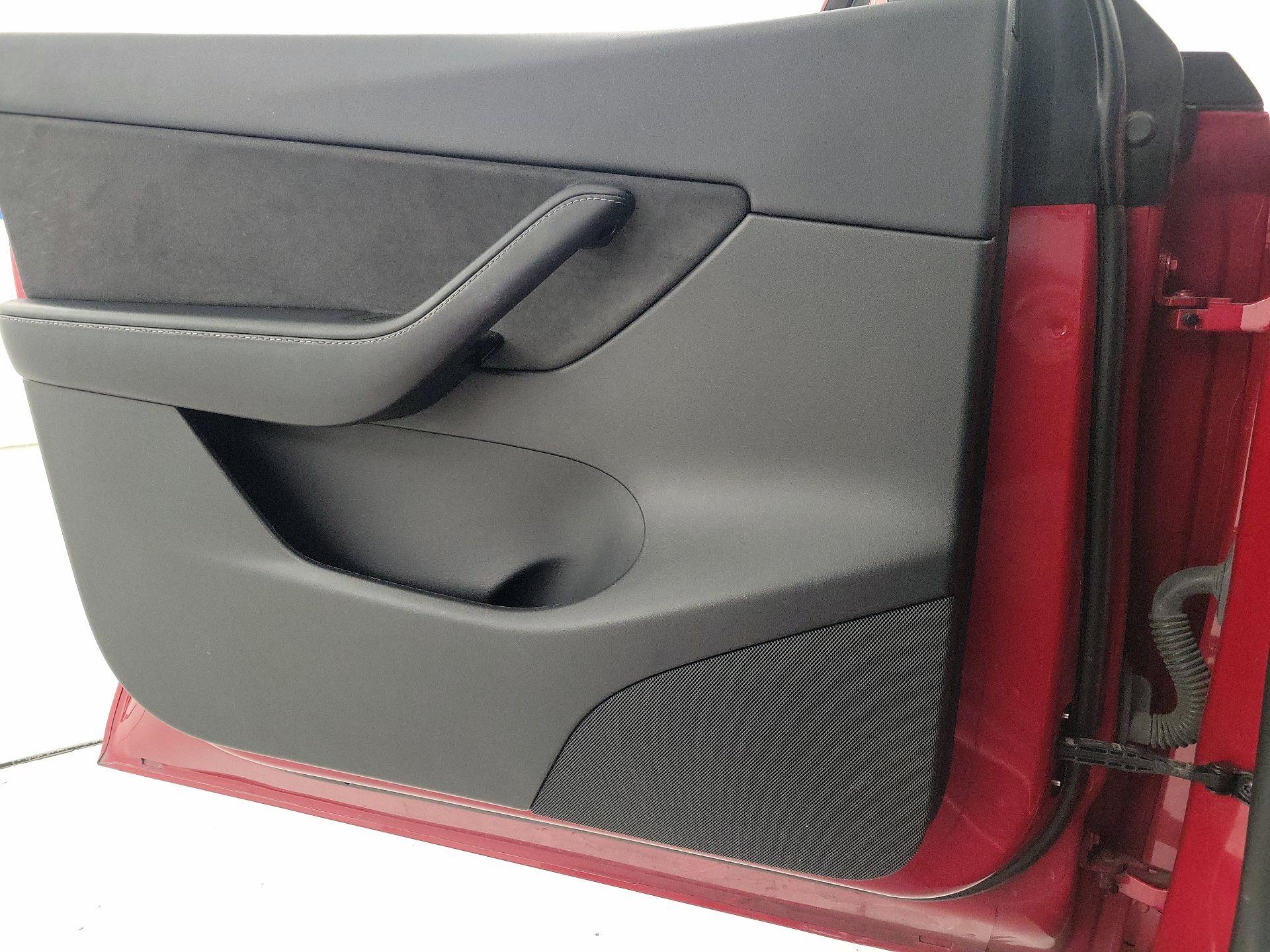 Thumbnail: 2021 Tesla Model Y - 12