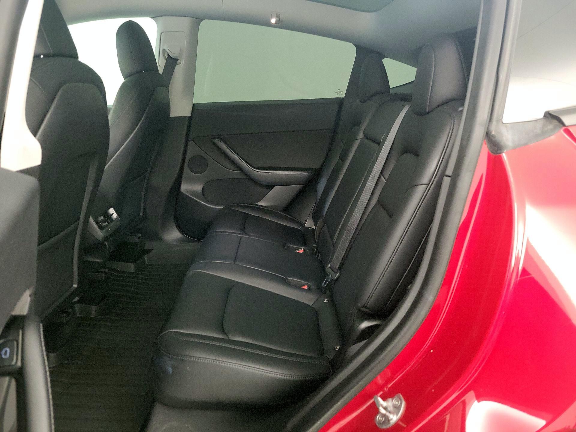 Thumbnail: 2021 Tesla Model Y - 18