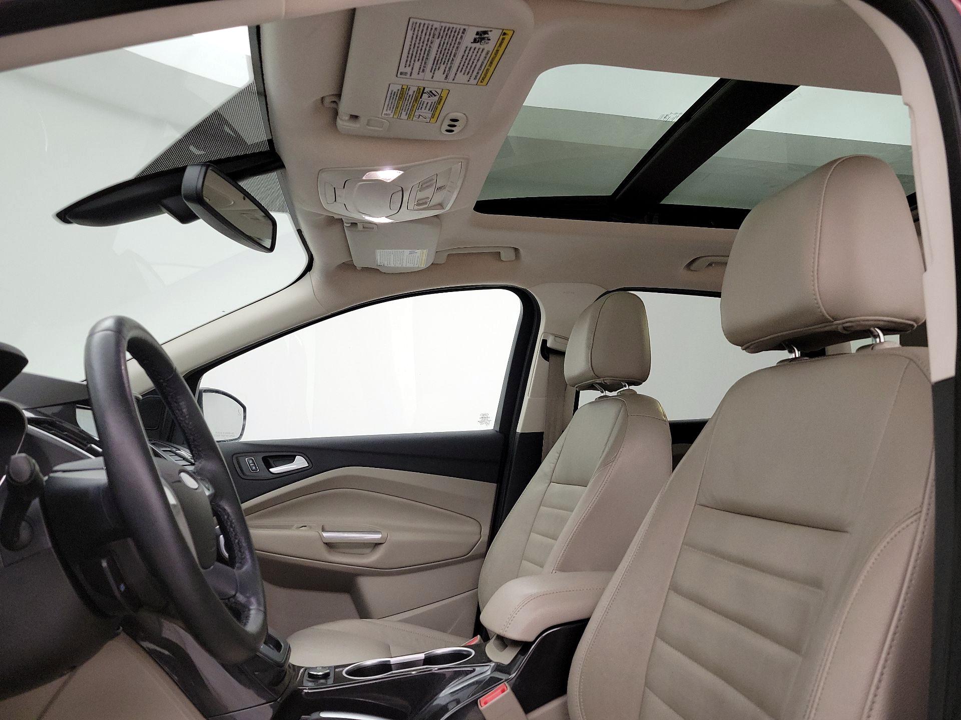 Thumbnail: 2016 Ford Escape - 19