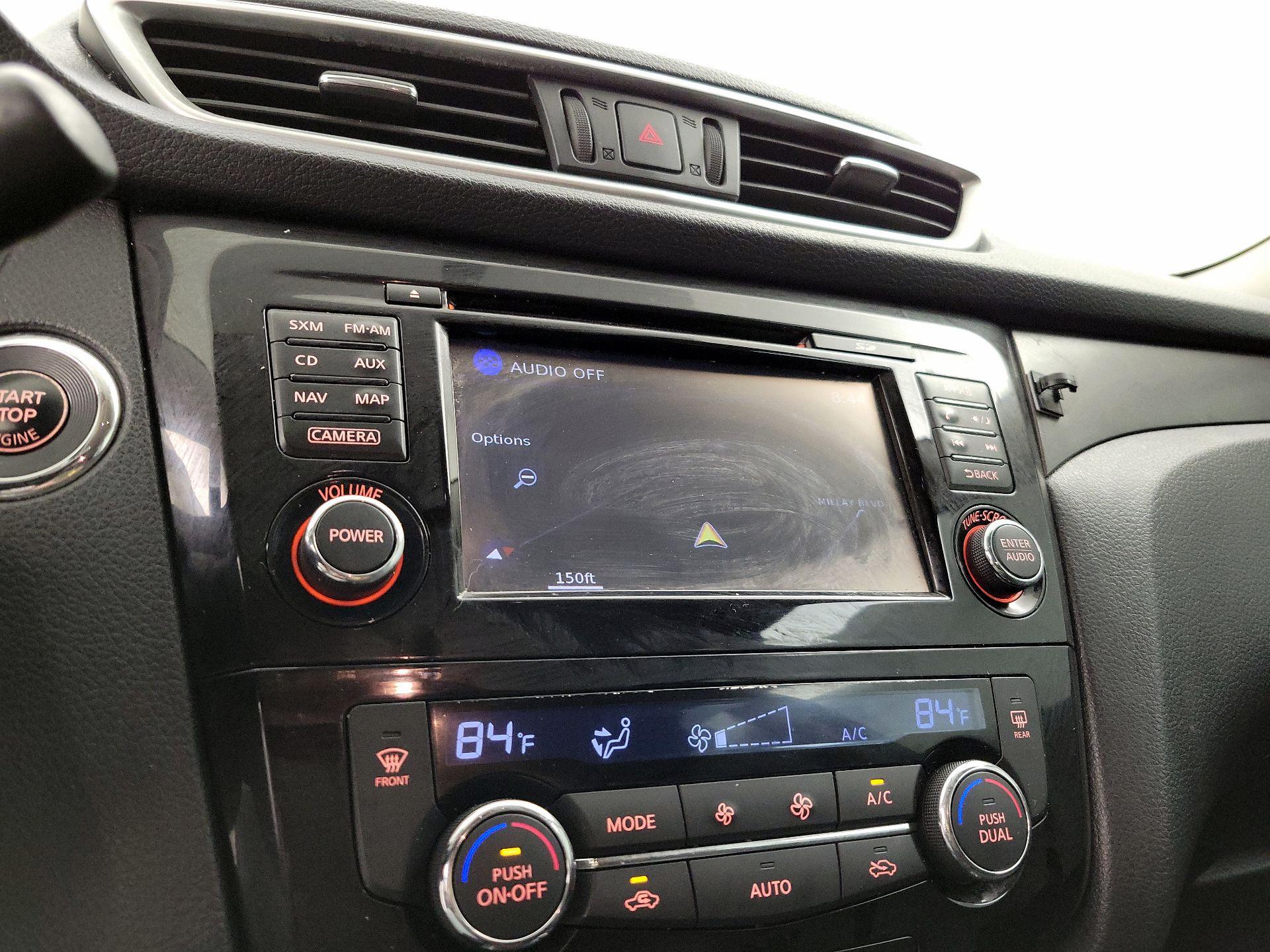 Thumbnail: 2015 Nissan Rogue - 14