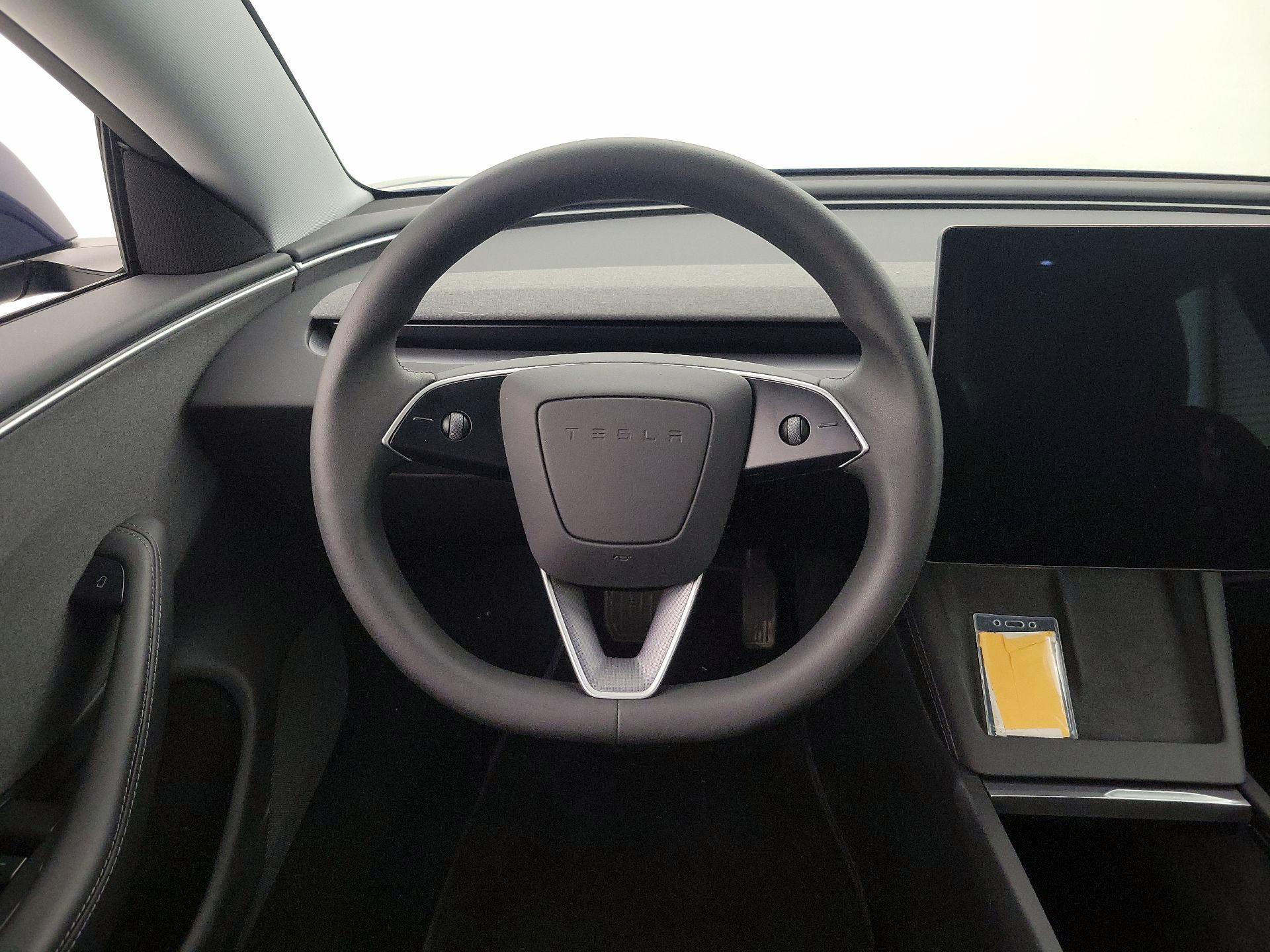 Thumbnail: 2025 Tesla Model 3 - 10