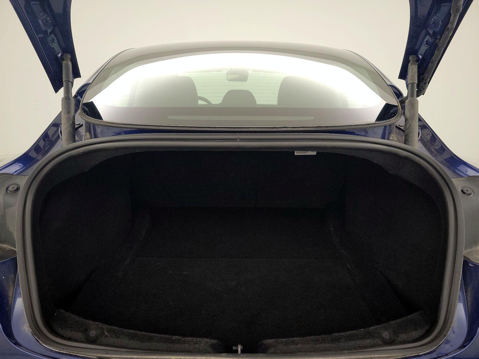 Thumbnail: 2025 Tesla Model 3 - 20