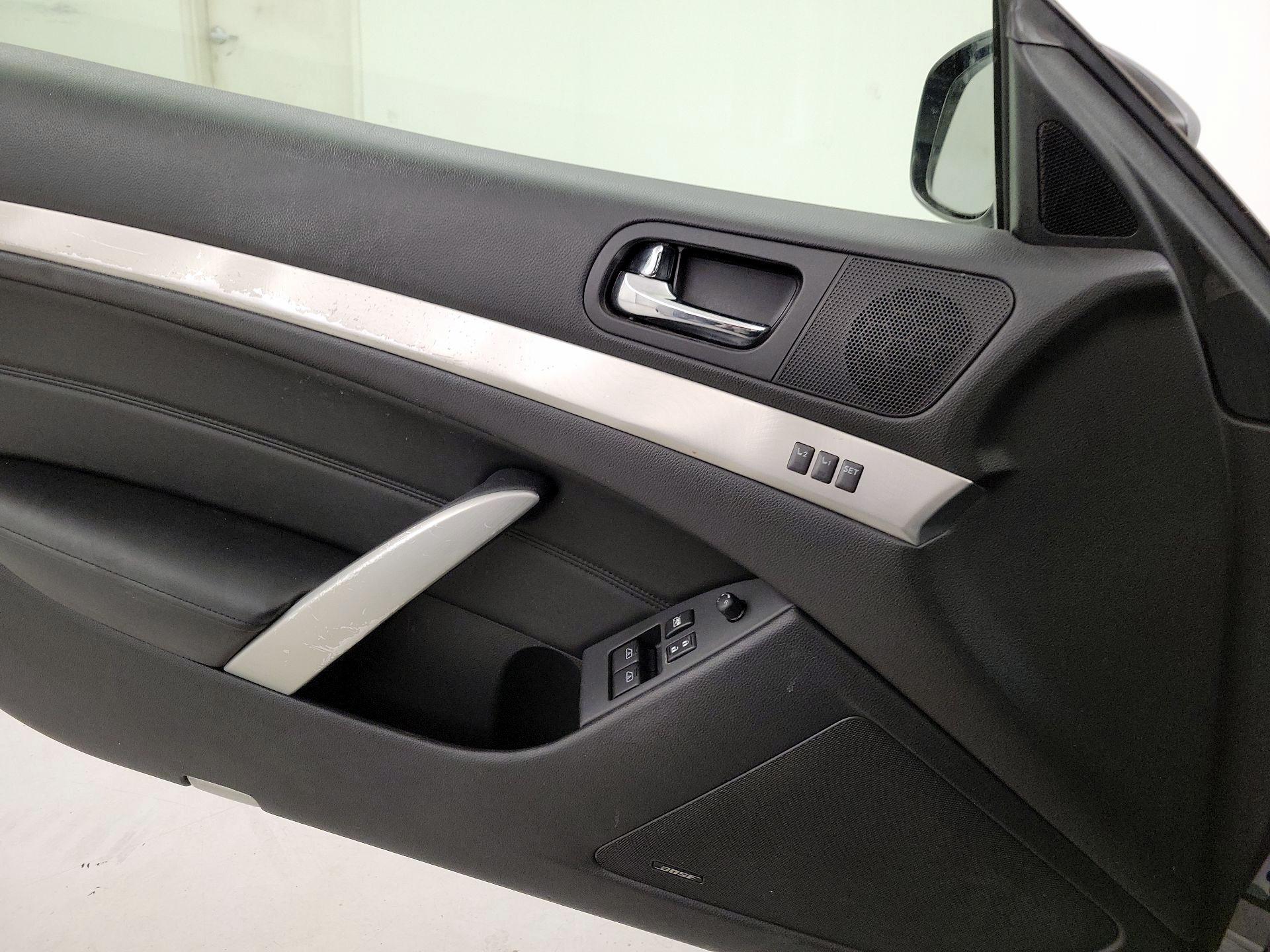 Thumbnail: 2014 INFINITI Q60 - 12